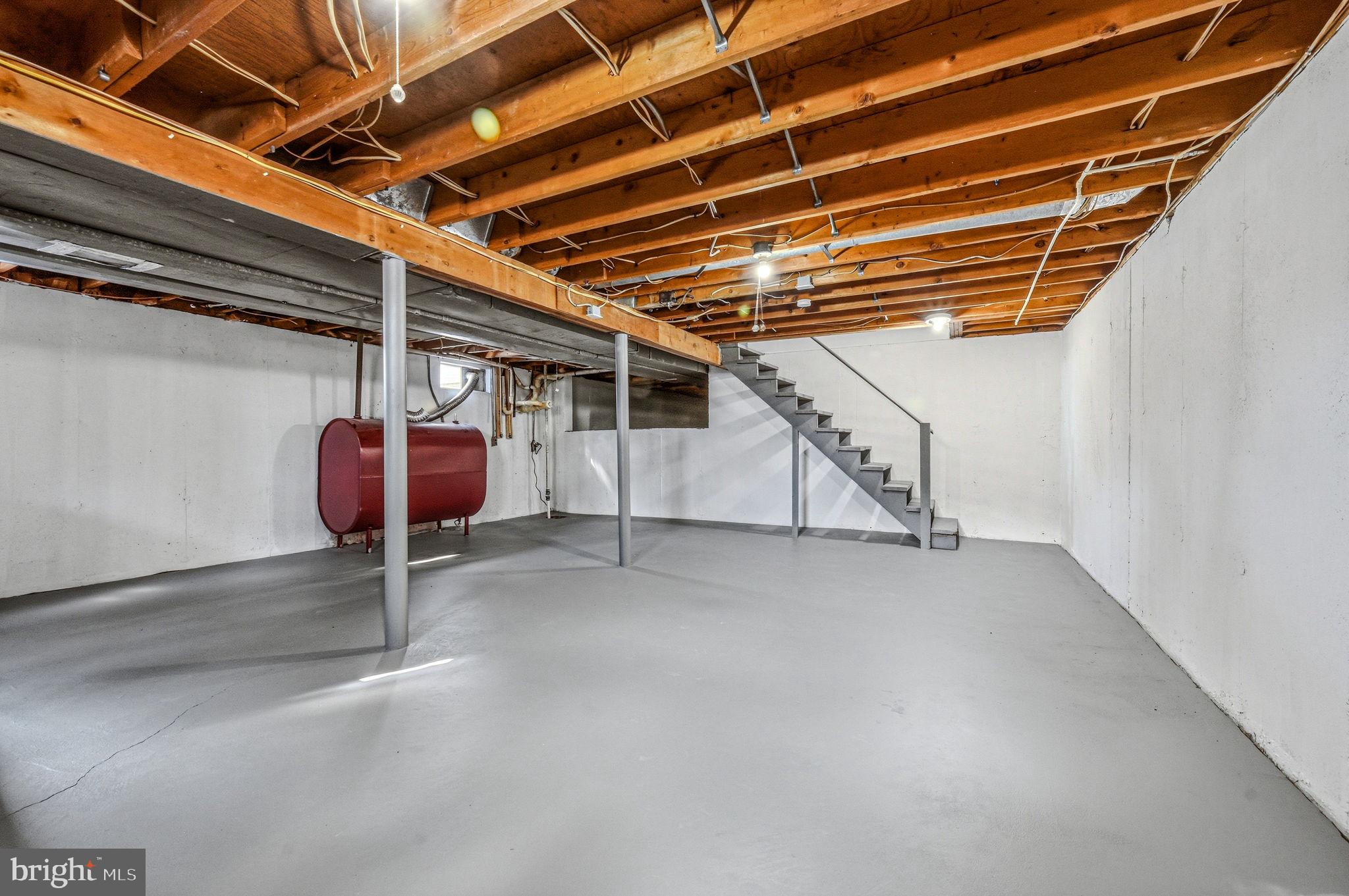 JONATHANS LANDING - Residential