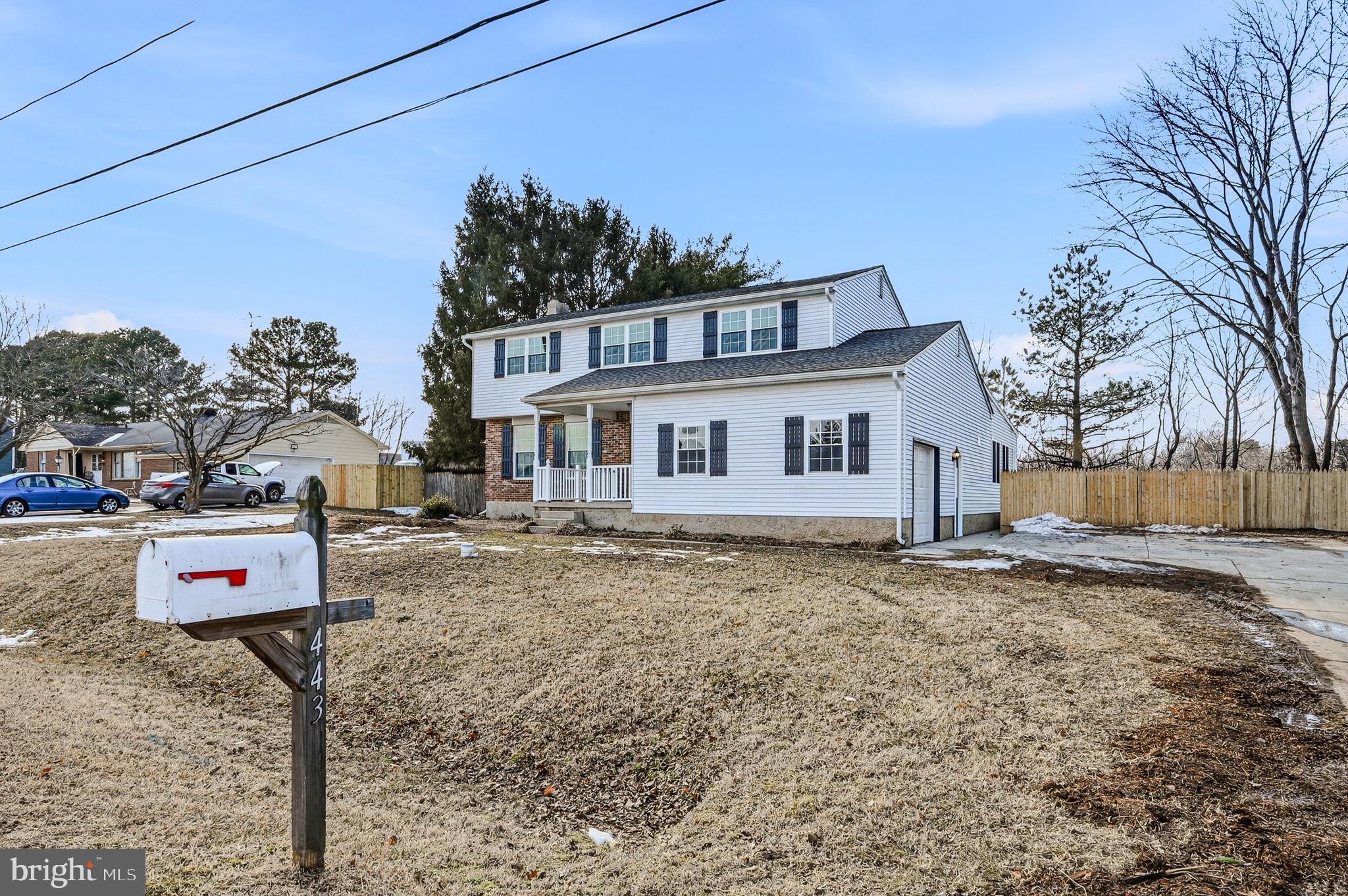 JONATHANS LANDING - Residential