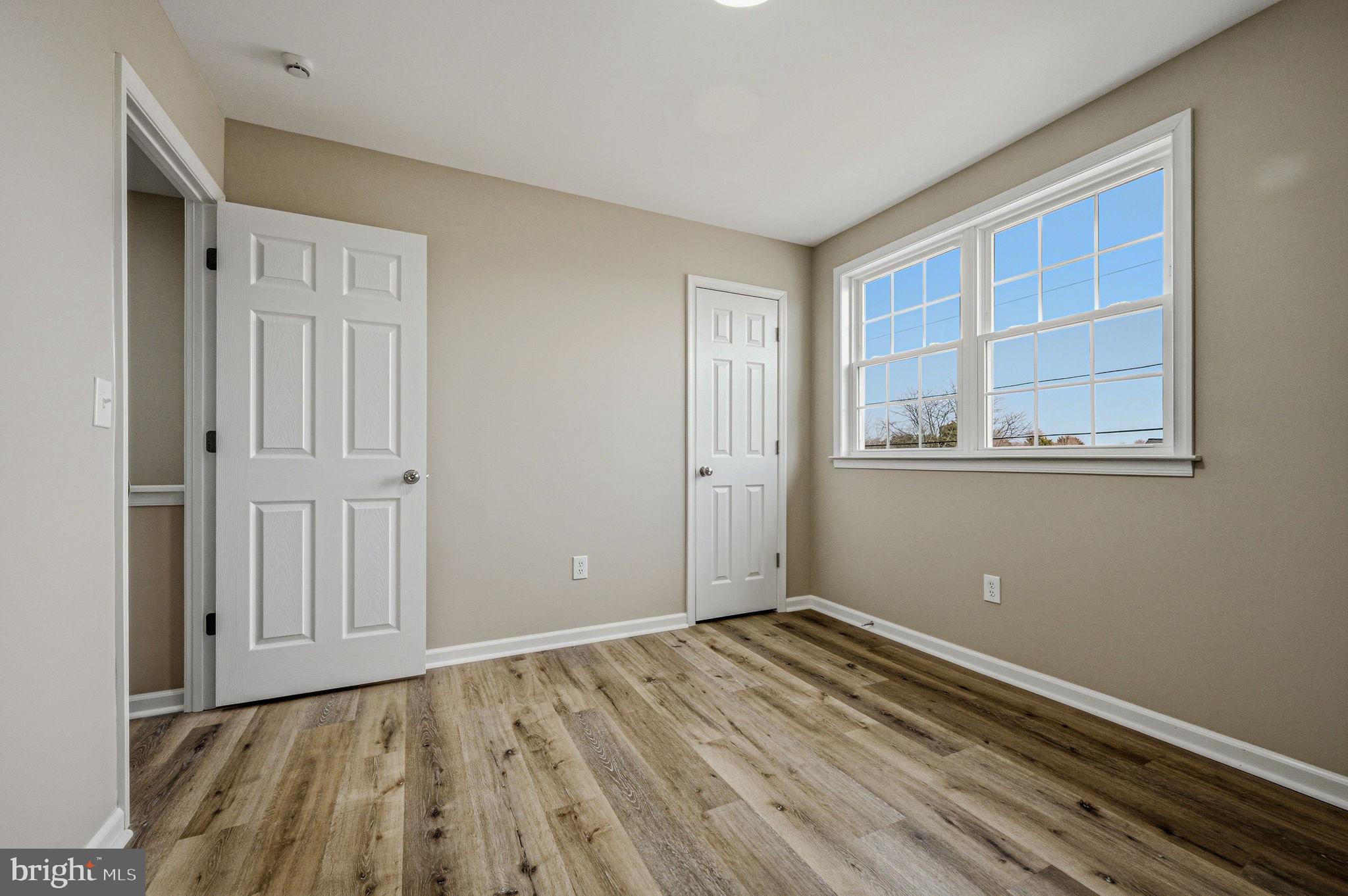 JONATHANS LANDING - Residential