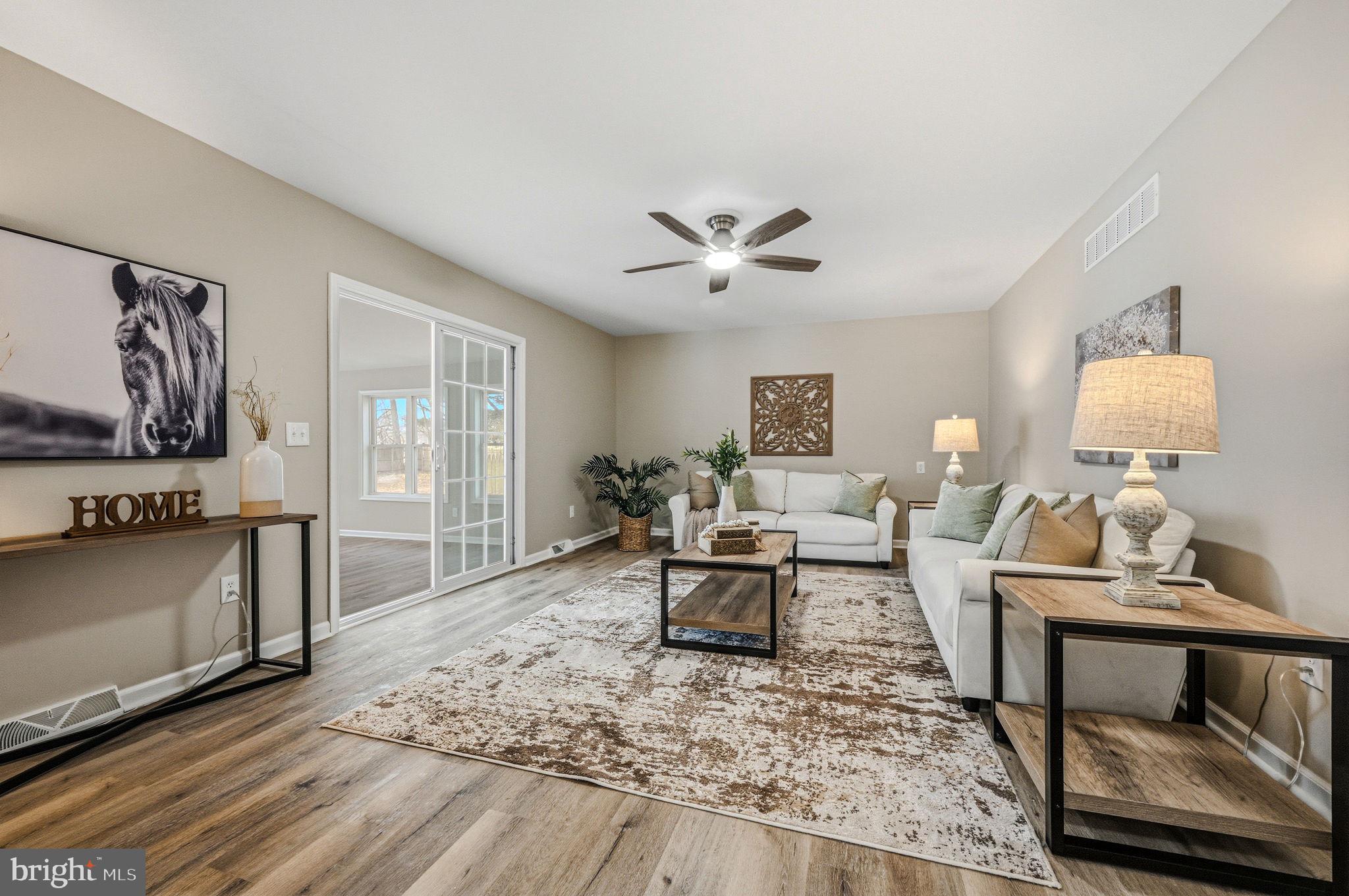 JONATHANS LANDING - Residential