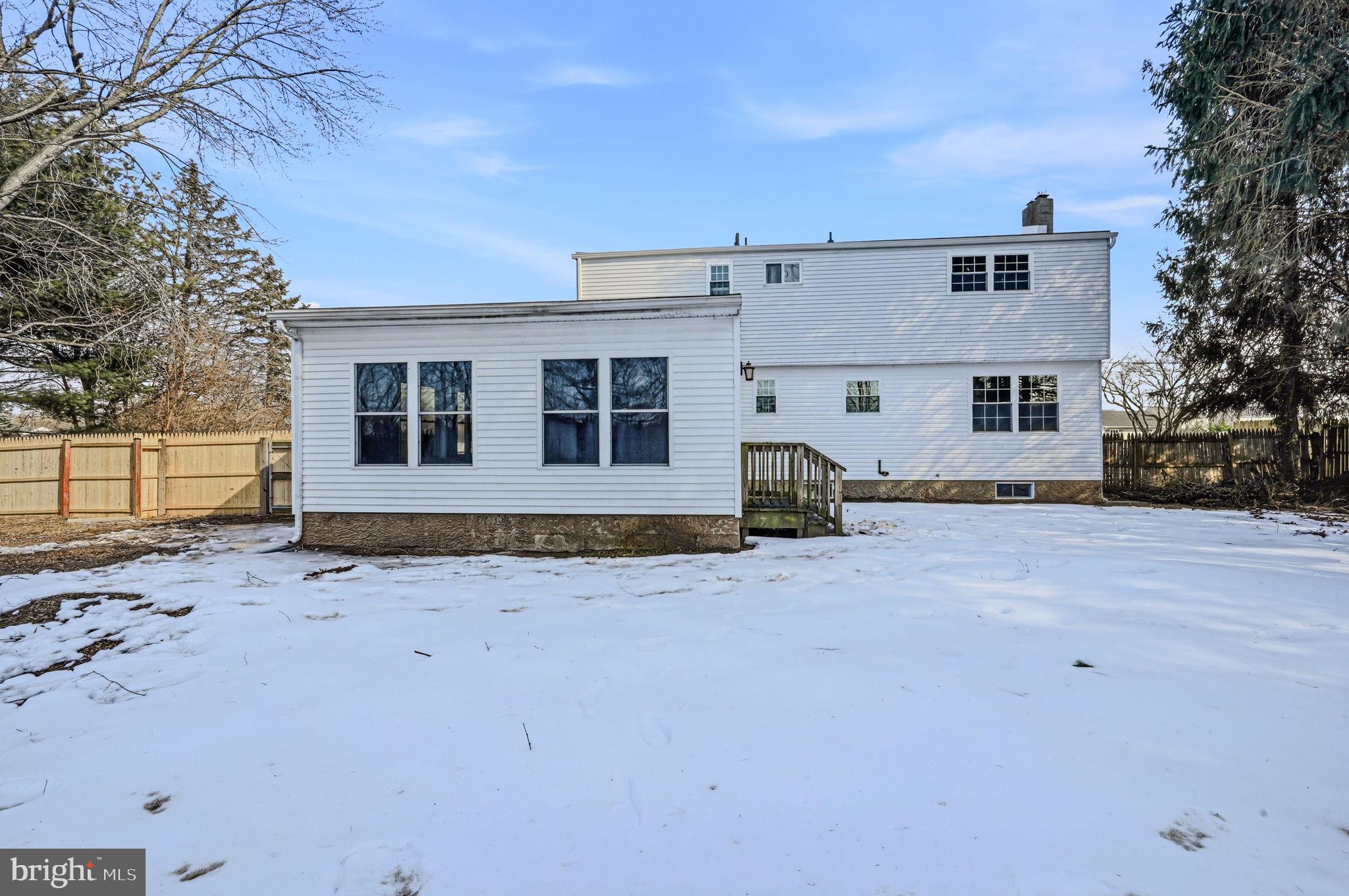 JONATHANS LANDING - Residential