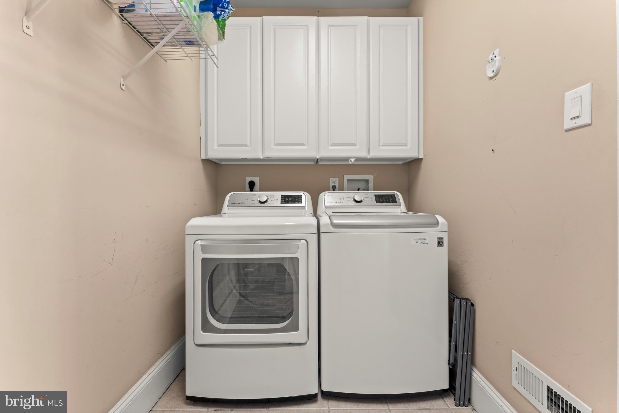 WOODMONT - Residential