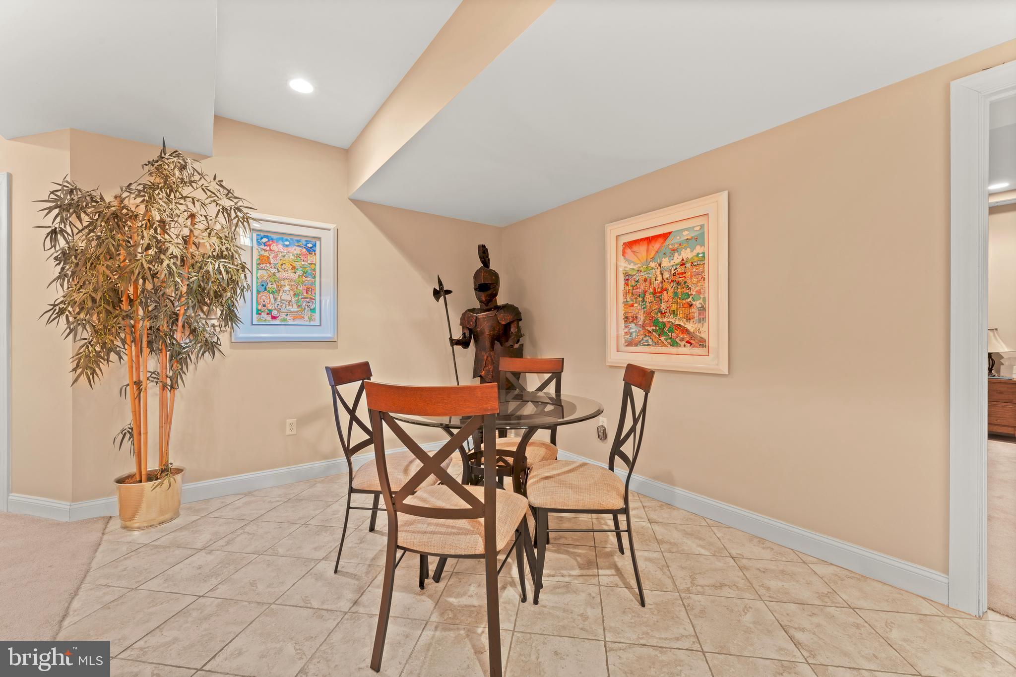 WOODMONT - Residential