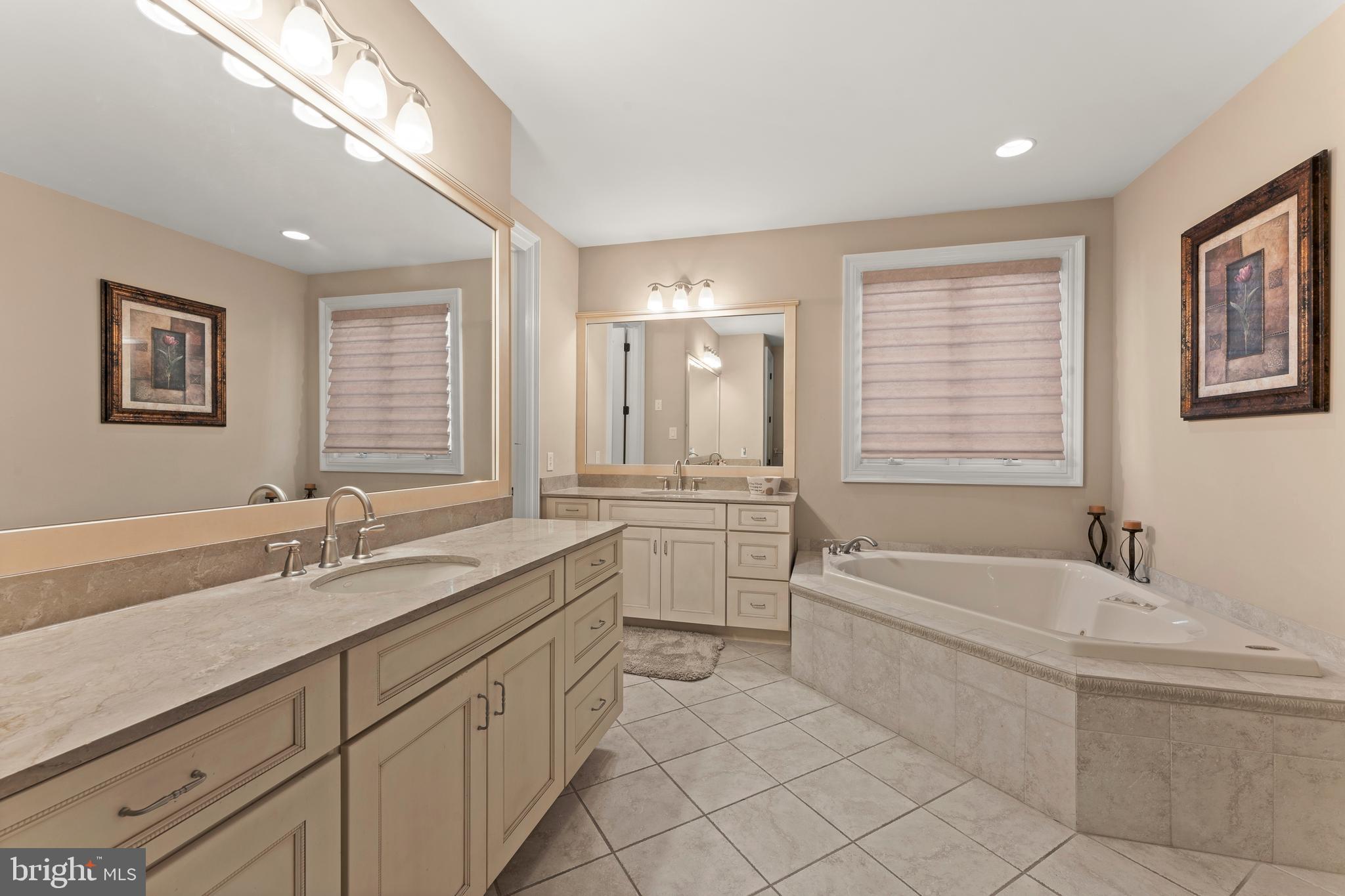 WOODMONT - Residential