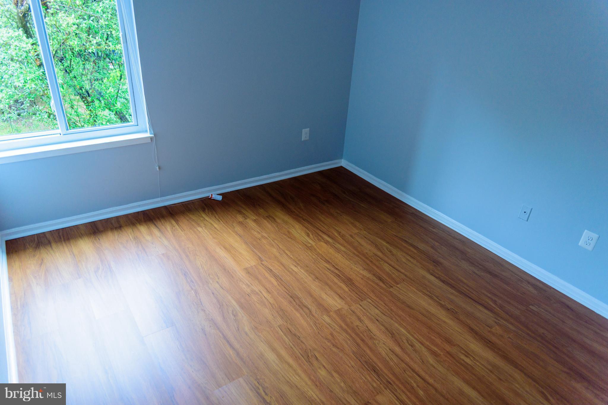 HAWTHORNE VILLAGE - Residential