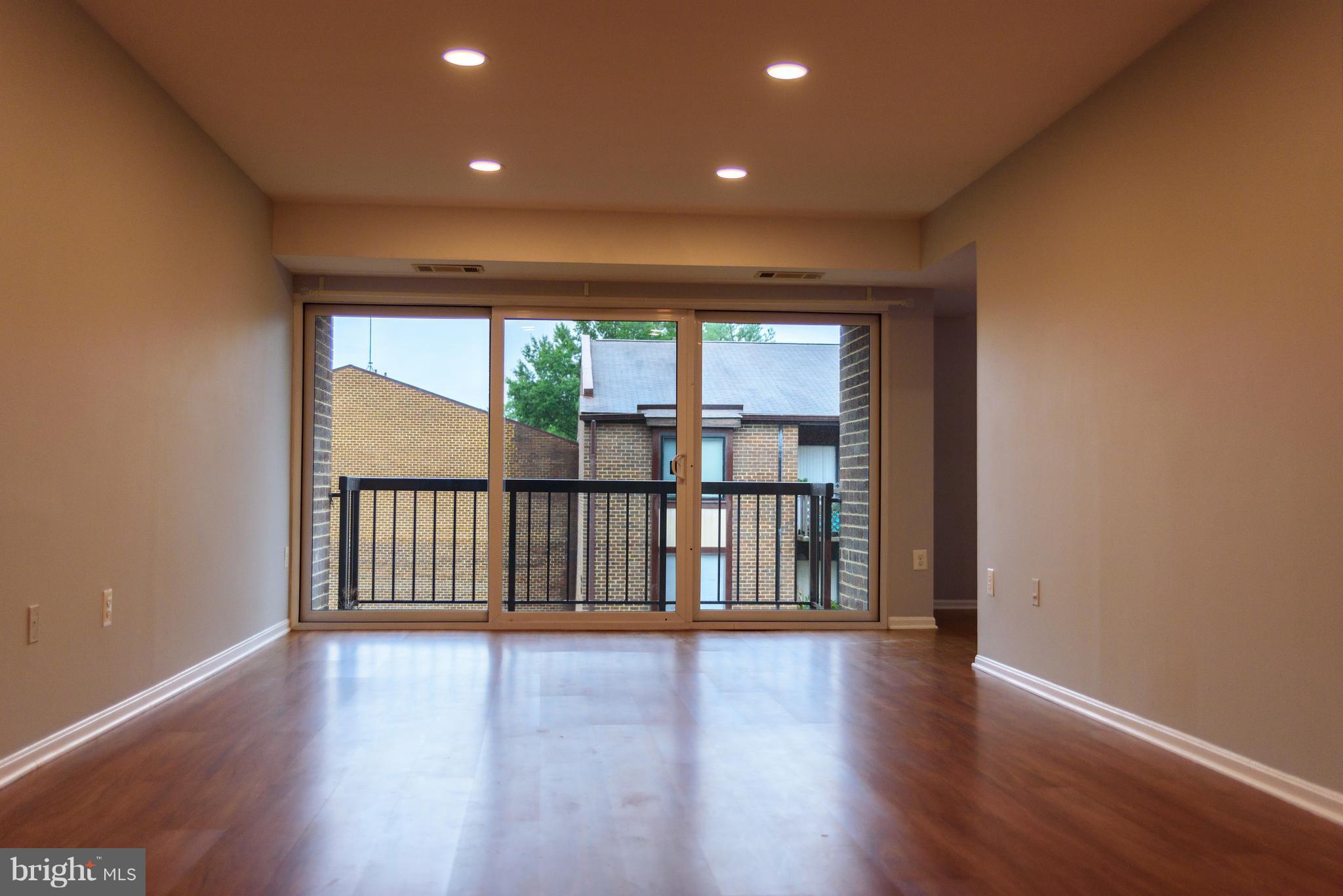 HAWTHORNE VILLAGE - Residential