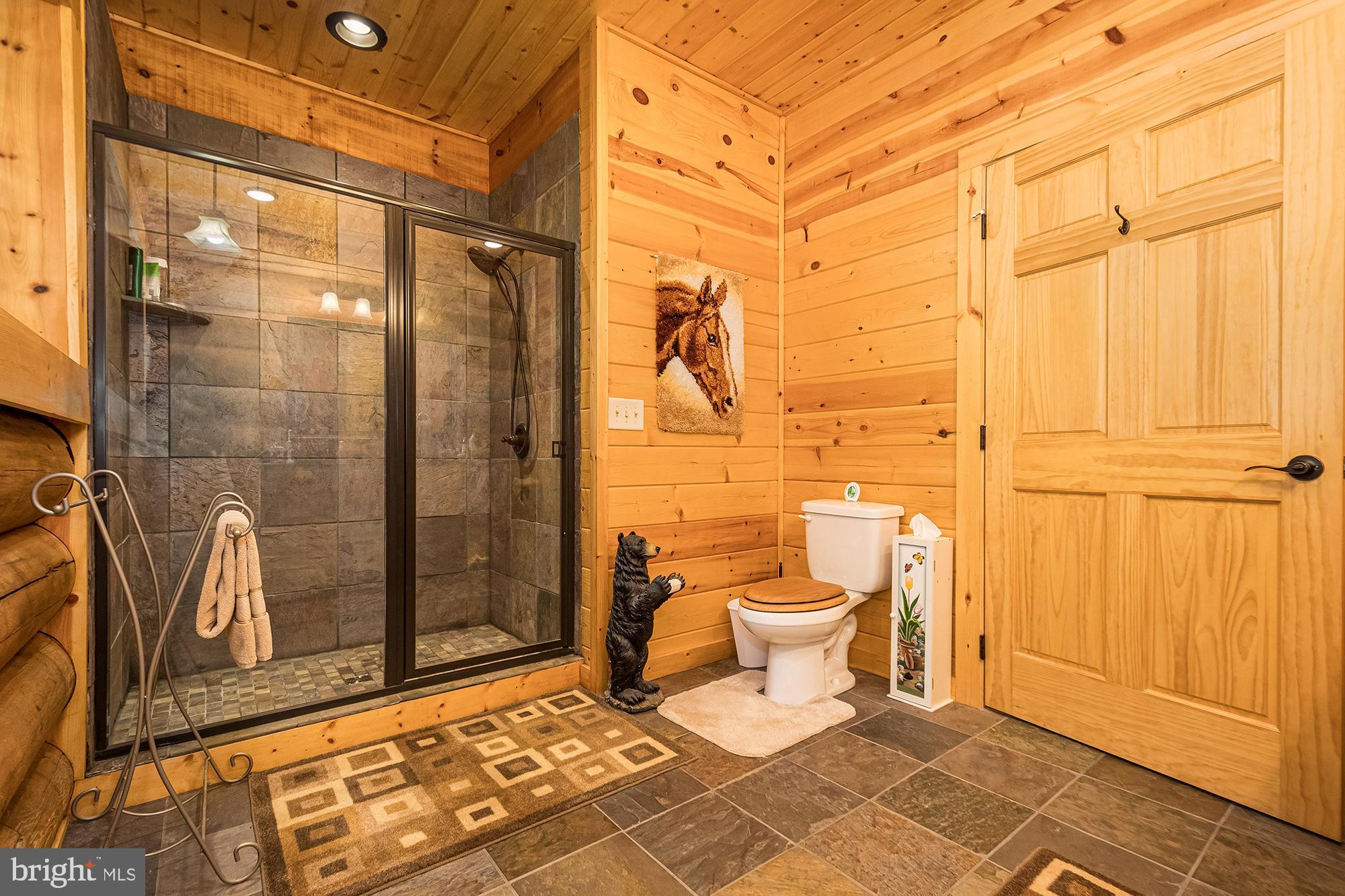 THOUSAND ACRES - Residential