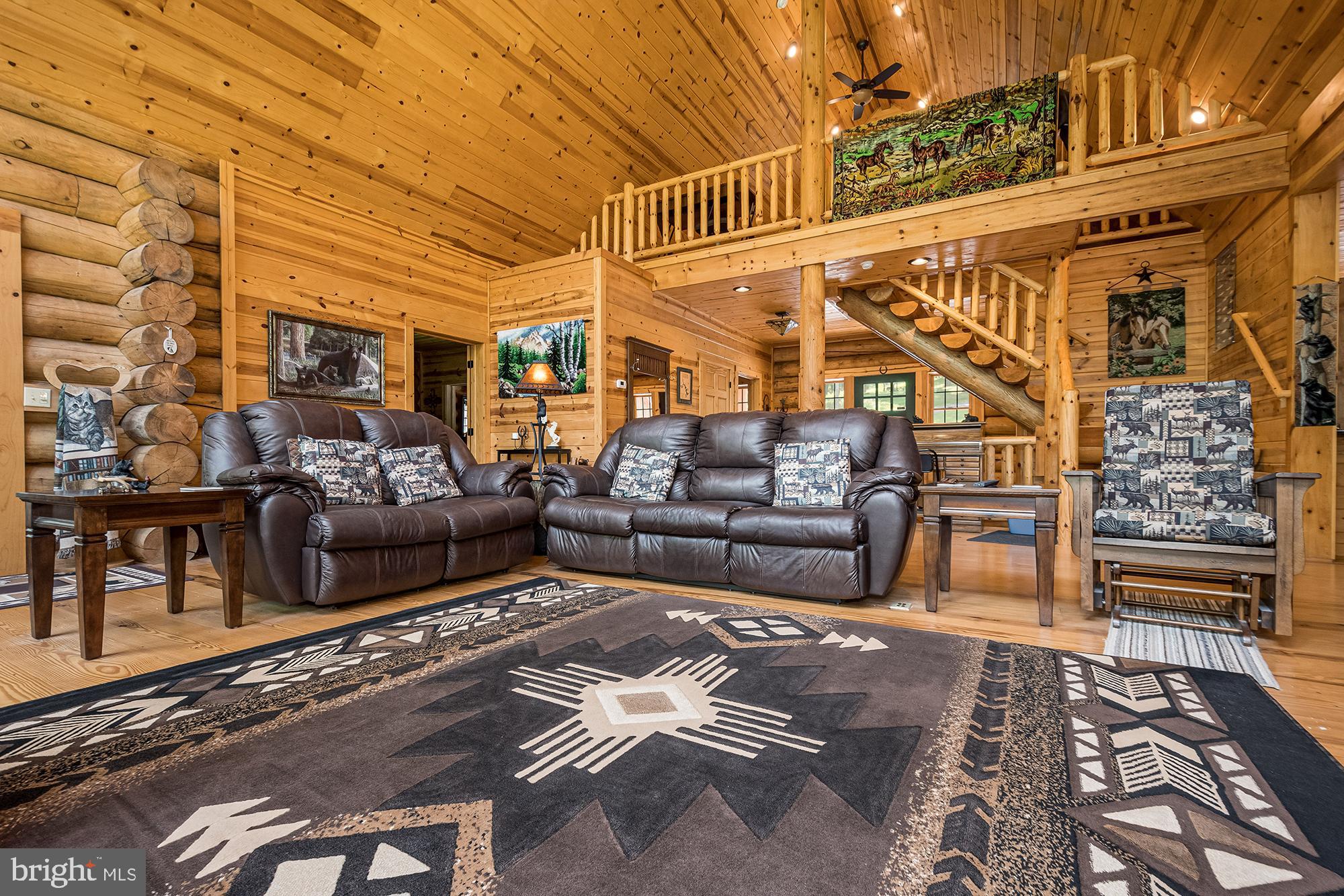 THOUSAND ACRES - Residential