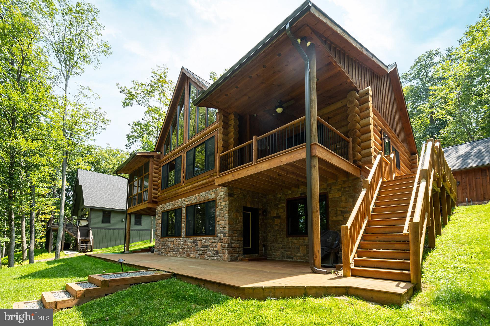 THOUSAND ACRES - Residential