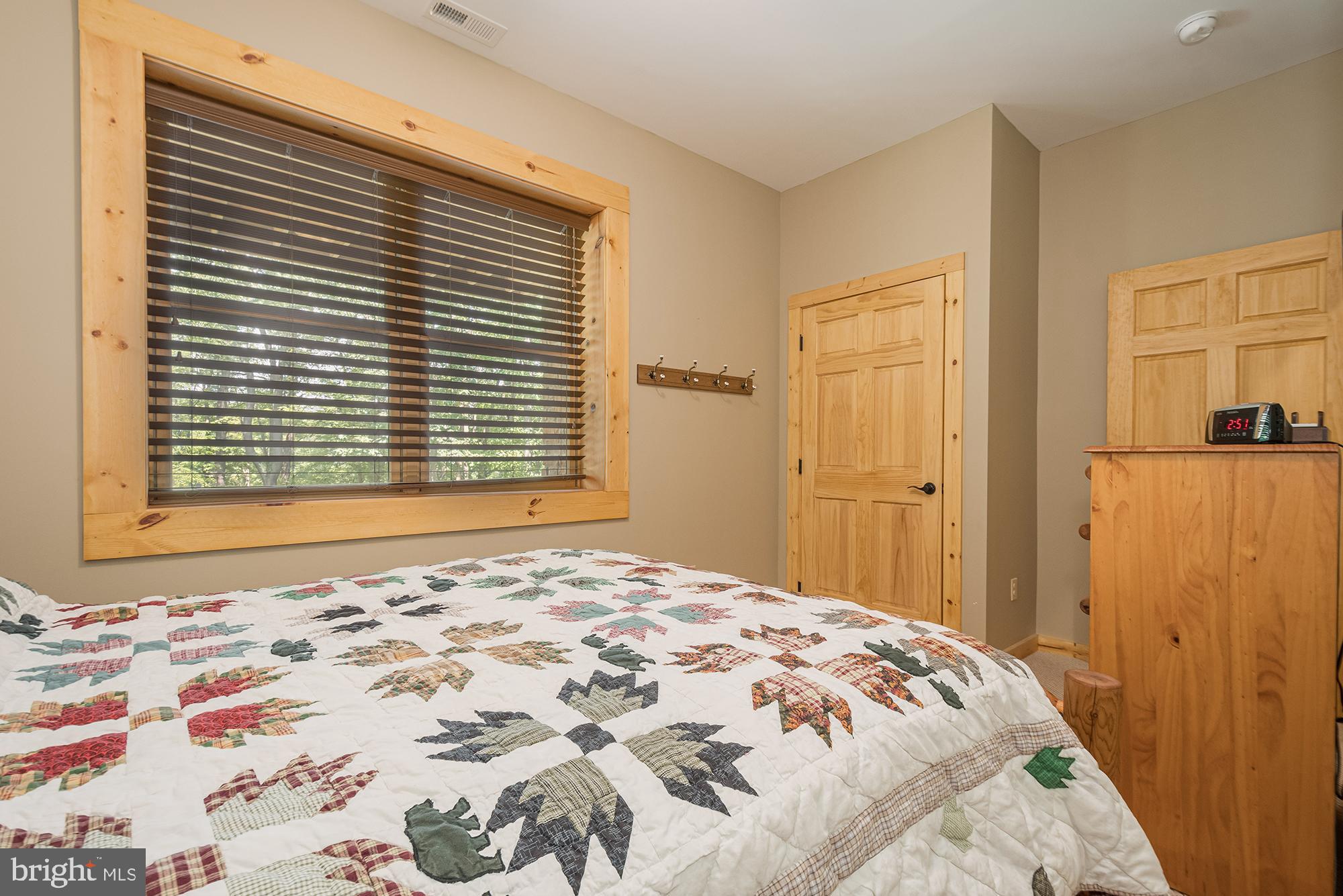 THOUSAND ACRES - Residential