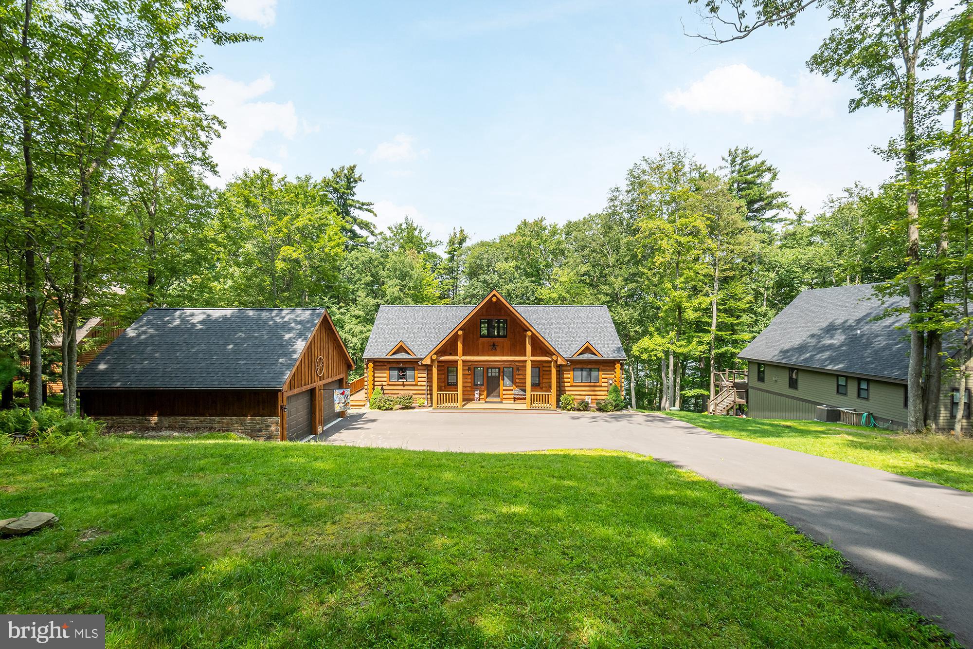 THOUSAND ACRES - Residential