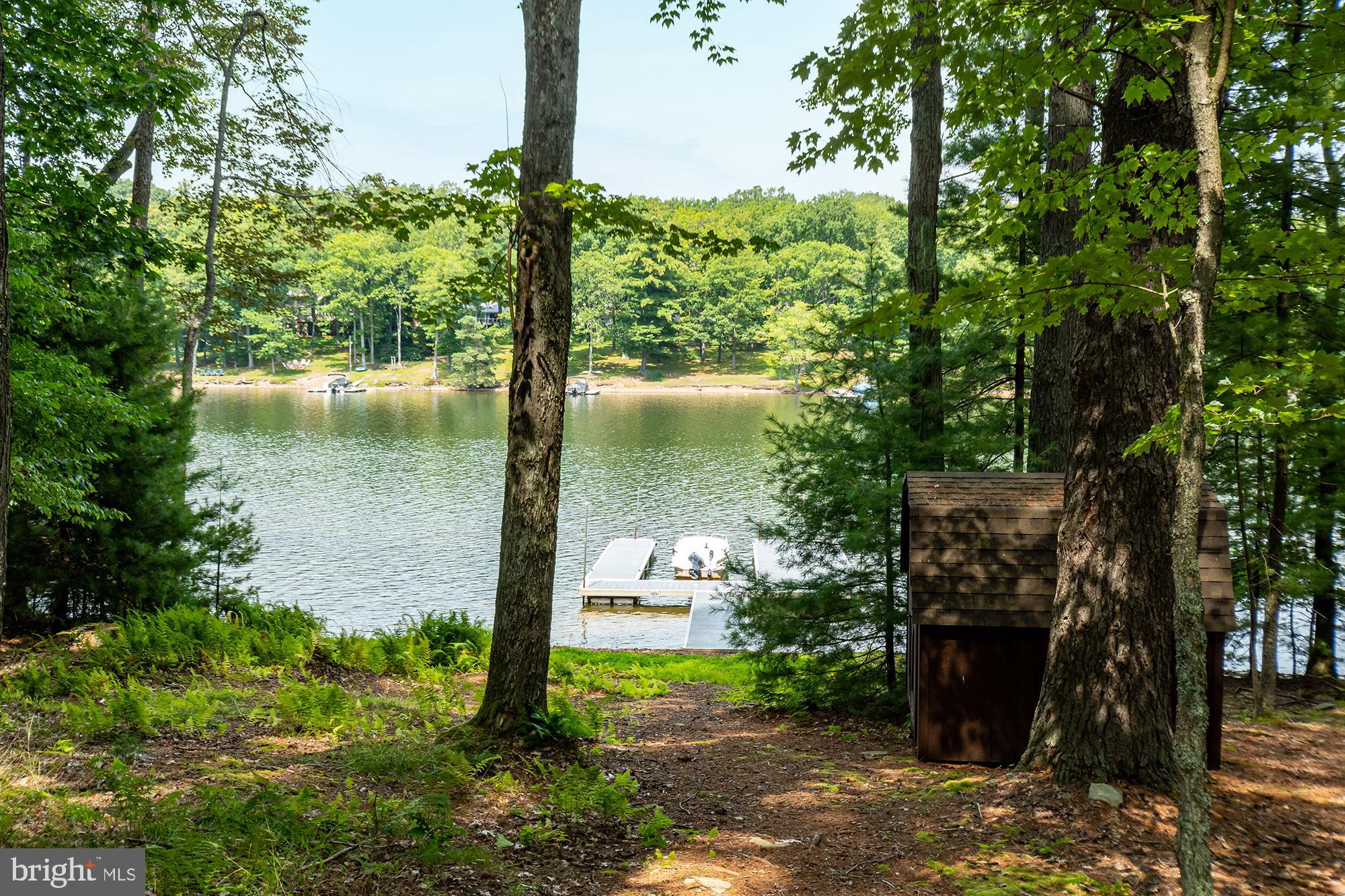 THOUSAND ACRES - Residential