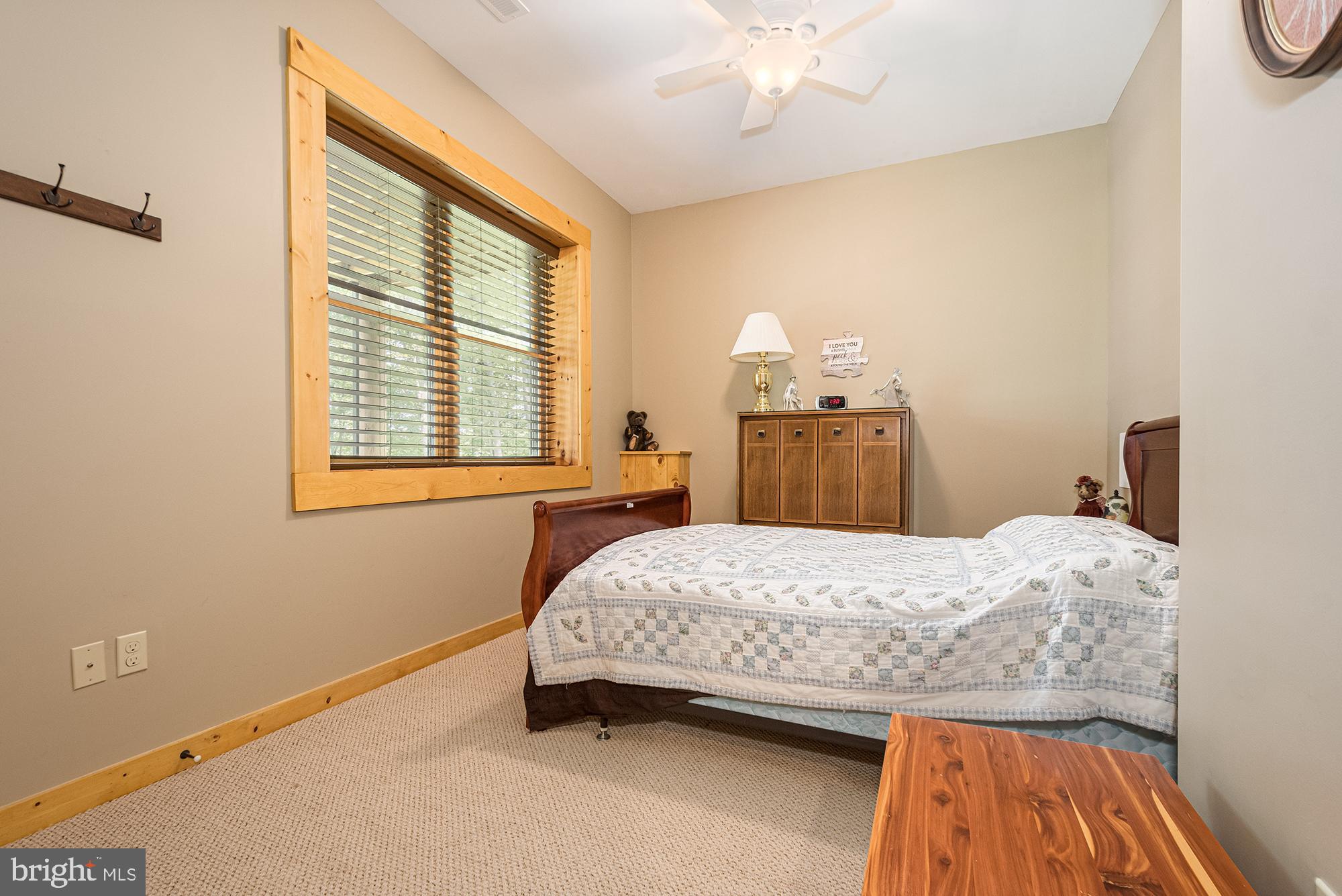 THOUSAND ACRES - Residential