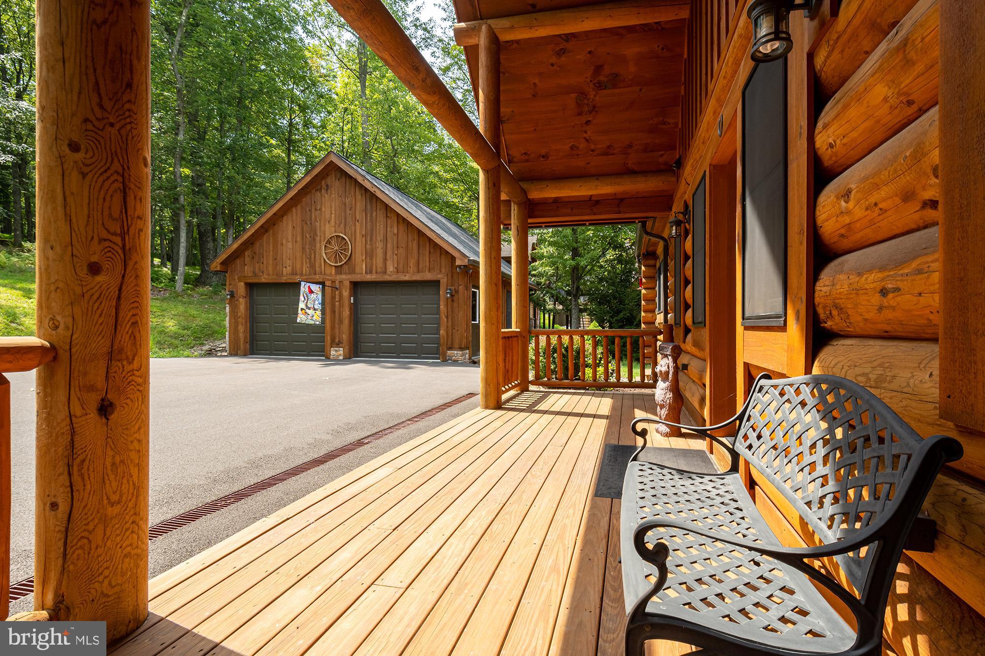 THOUSAND ACRES - Residential