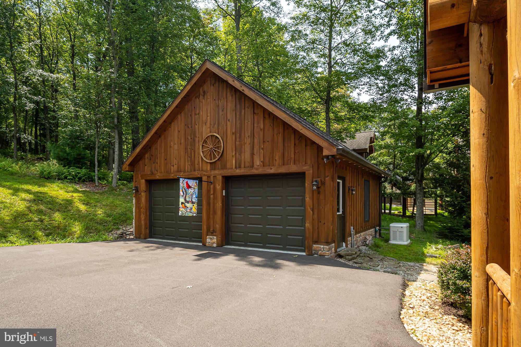 THOUSAND ACRES - Residential