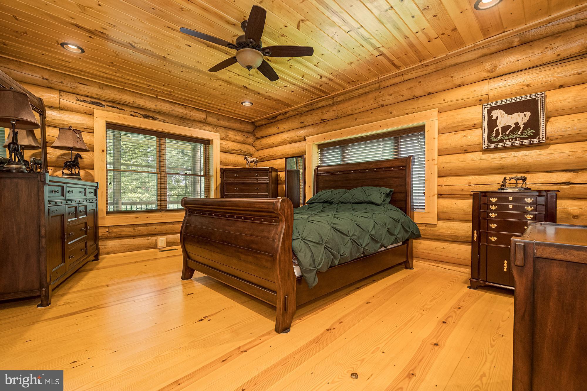 THOUSAND ACRES - Residential