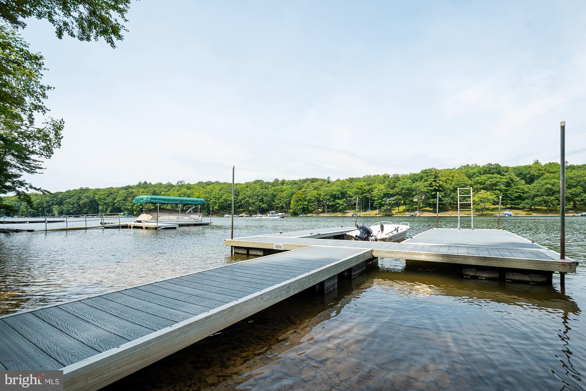 THOUSAND ACRES - Residential