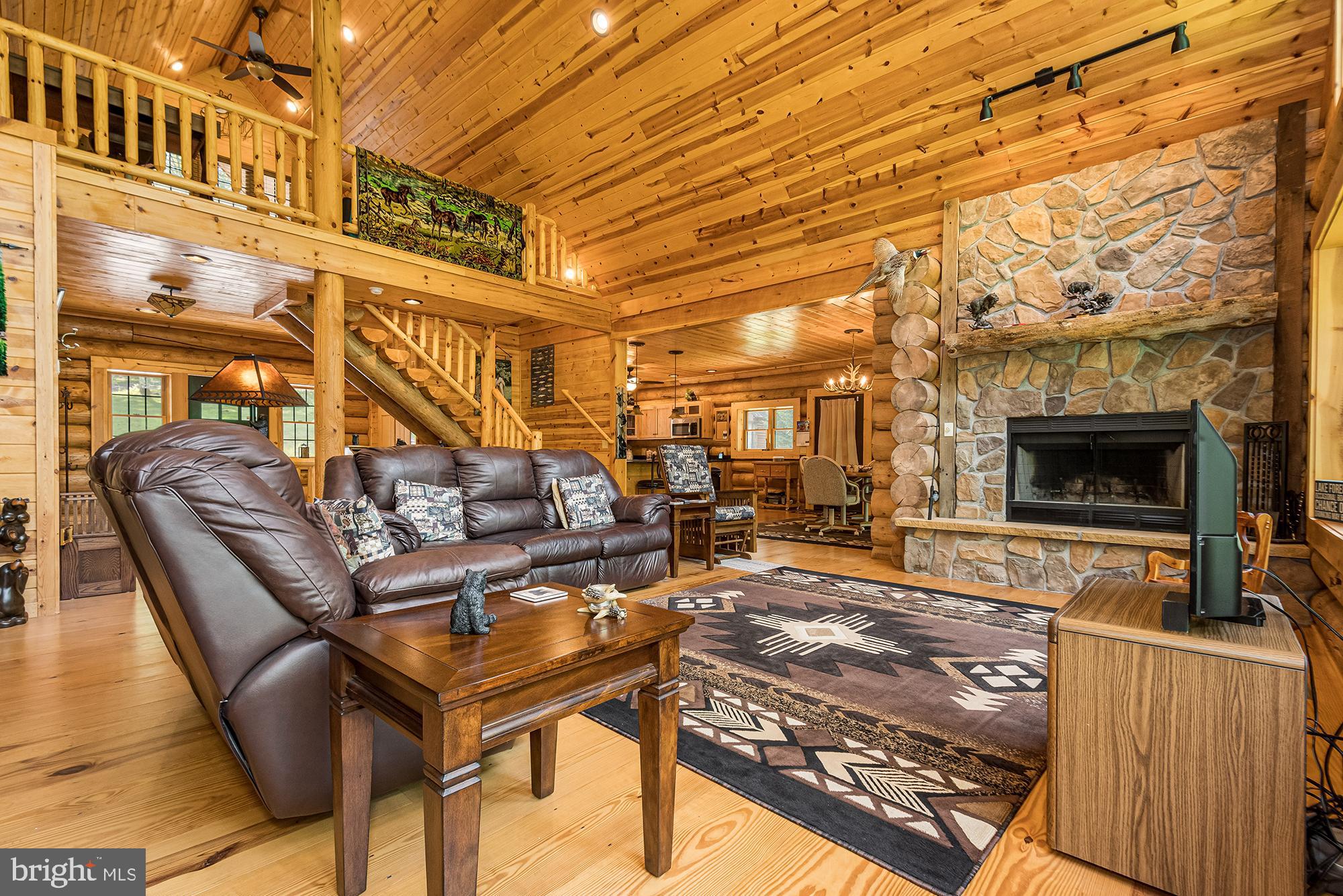 THOUSAND ACRES - Residential