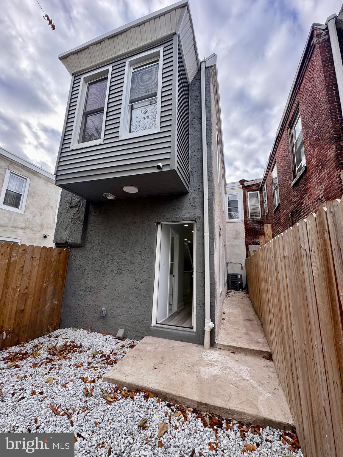 PHILADELPHIA - Residential