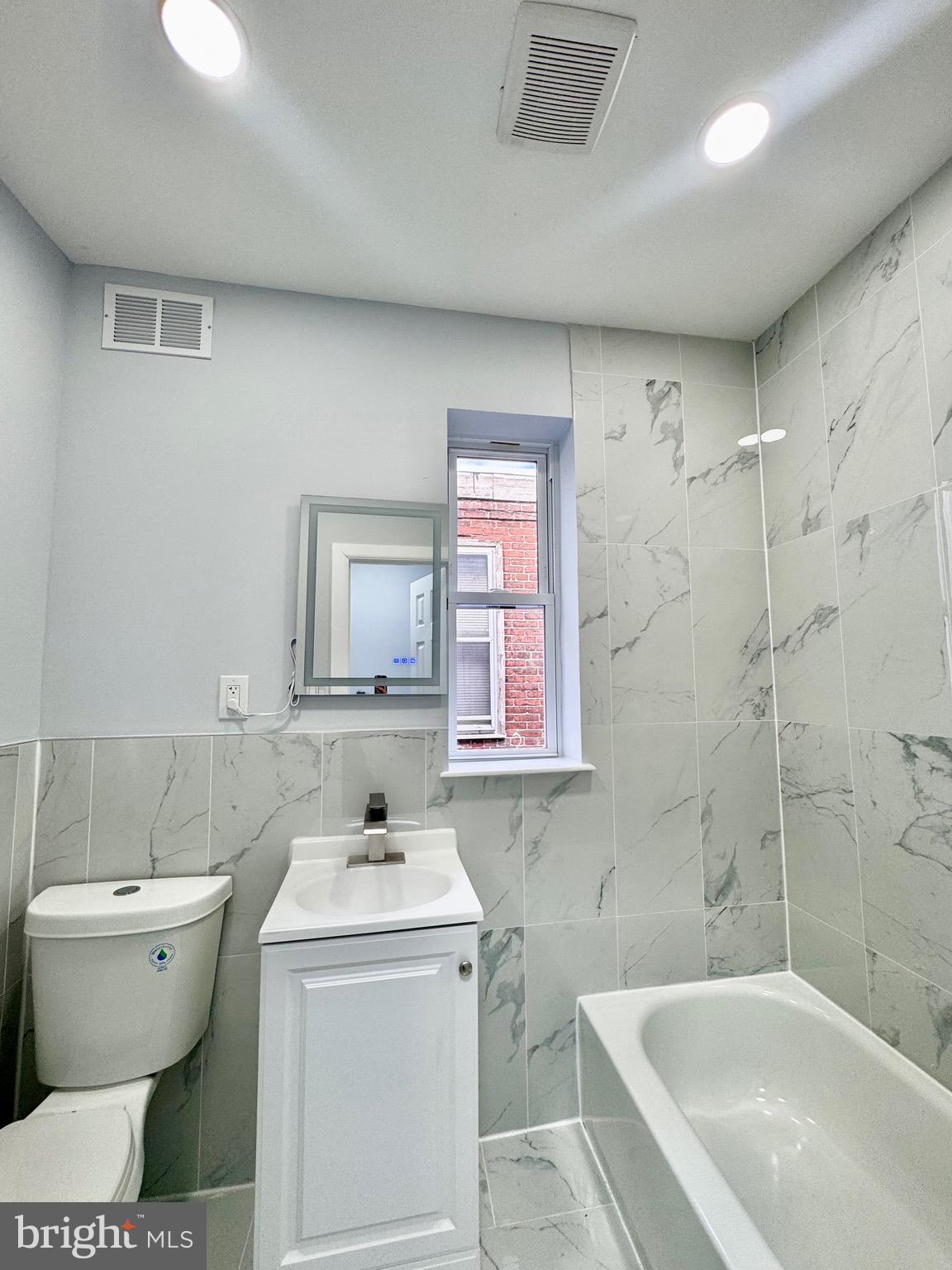 PHILADELPHIA - Residential