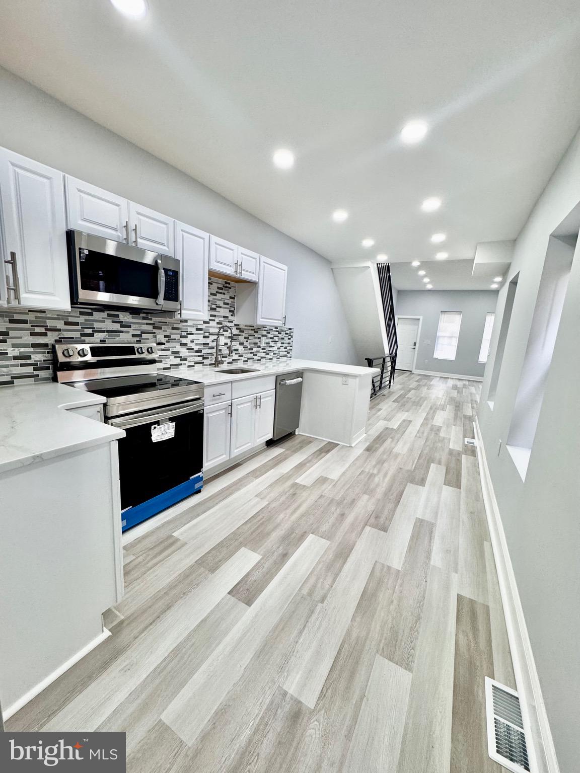 PHILADELPHIA - Residential