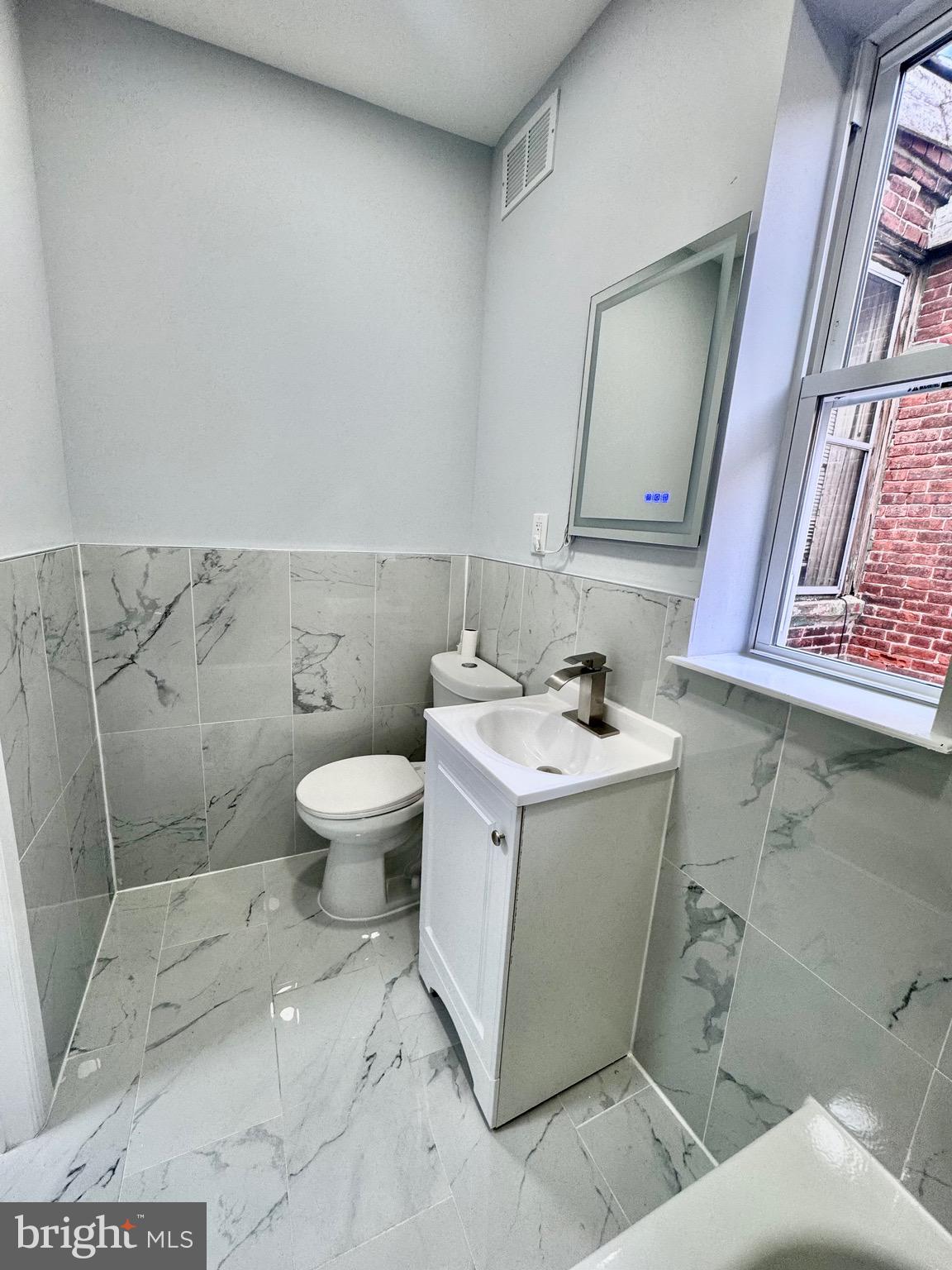 PHILADELPHIA - Residential