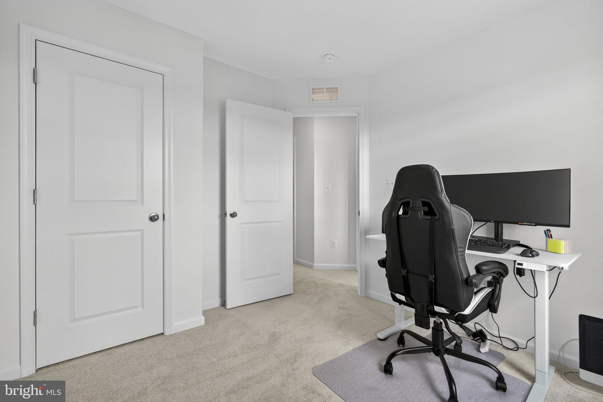 HUNTFIELD - Residential