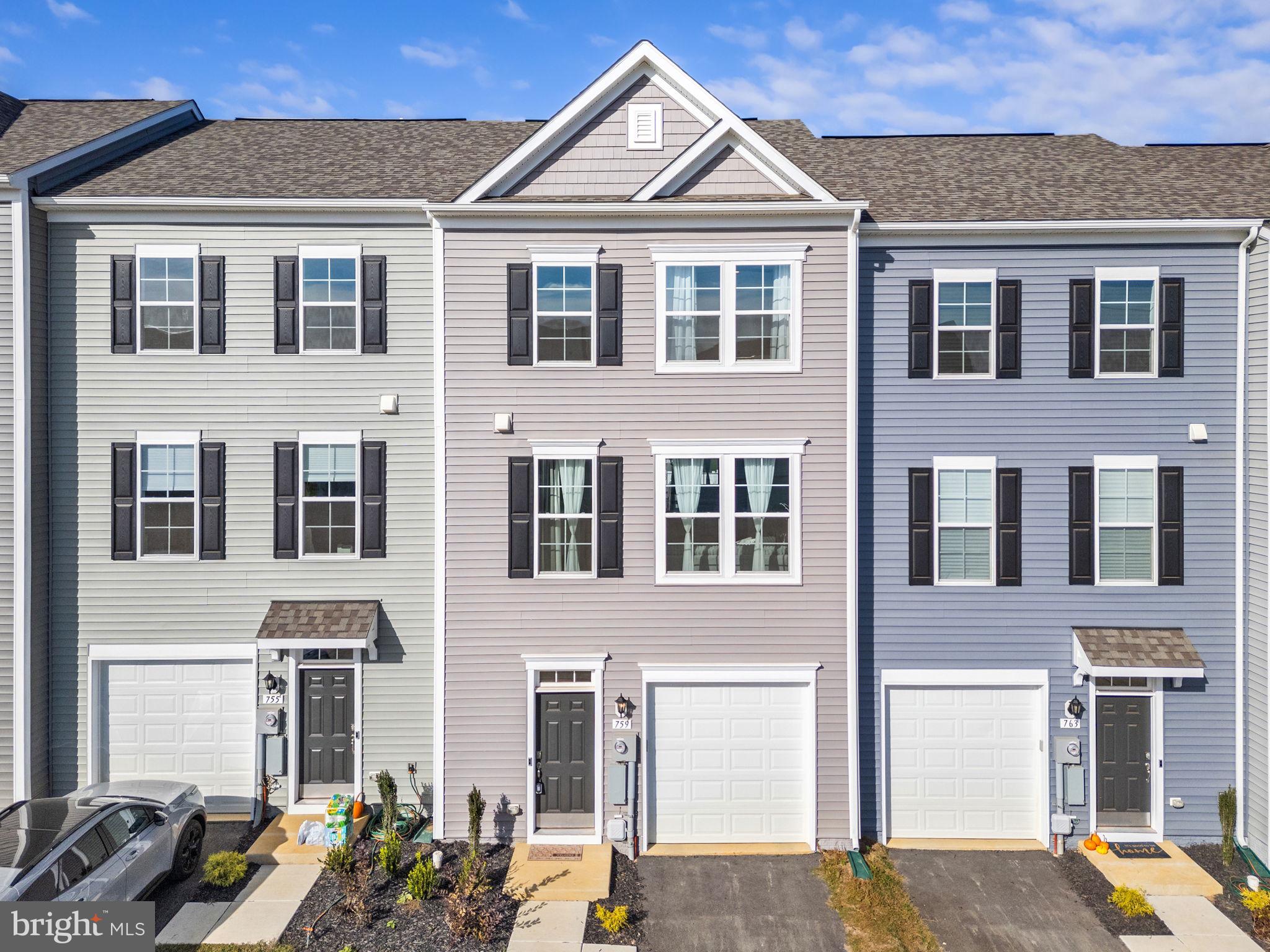 HUNTFIELD - Residential