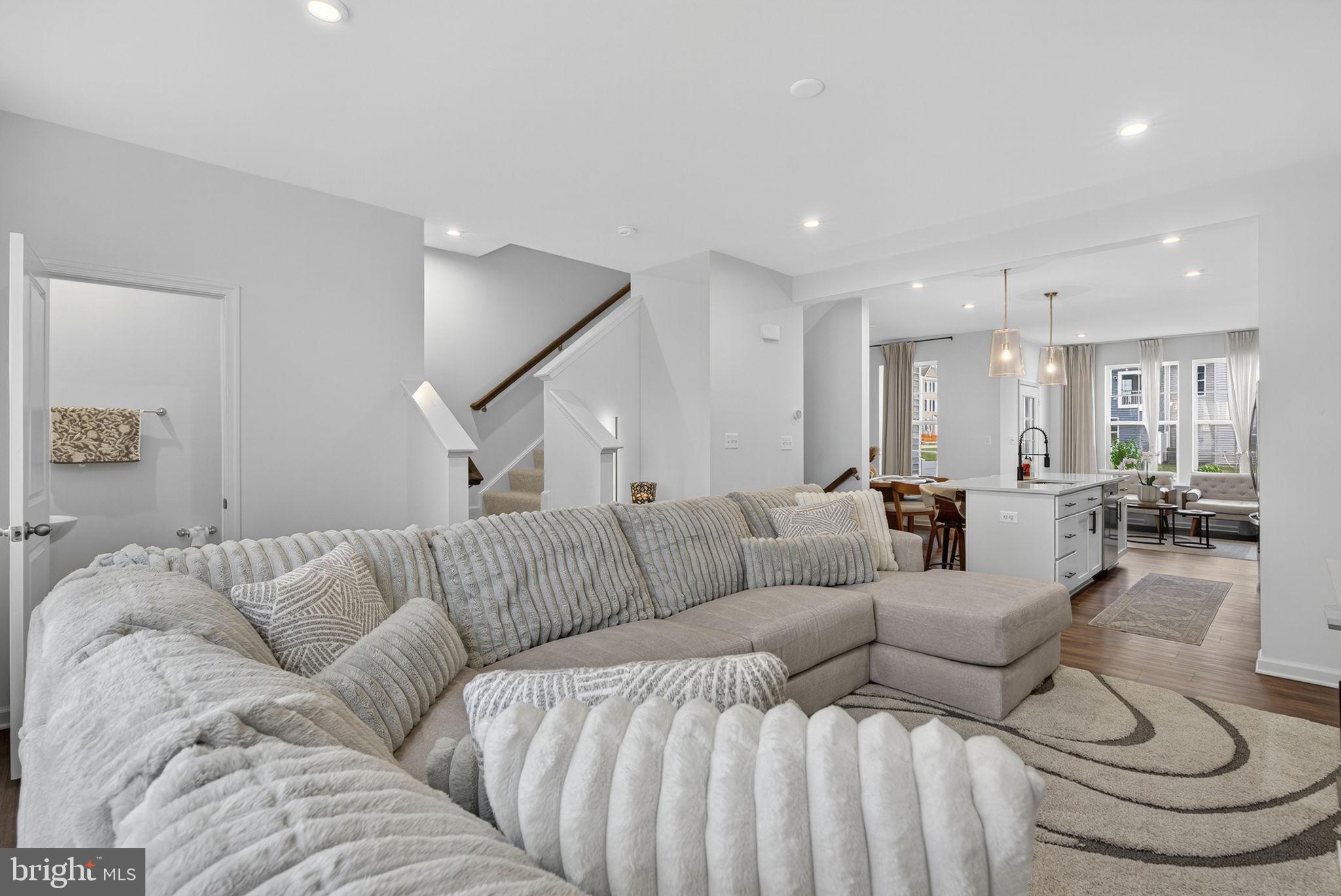 HUNTFIELD - Residential