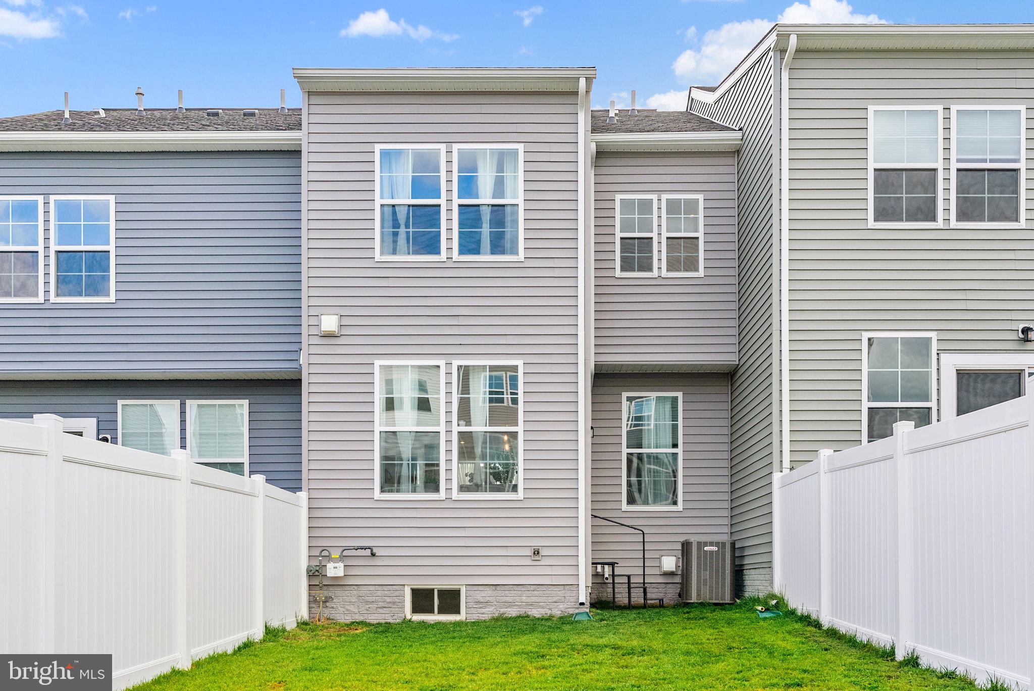 HUNTFIELD - Residential