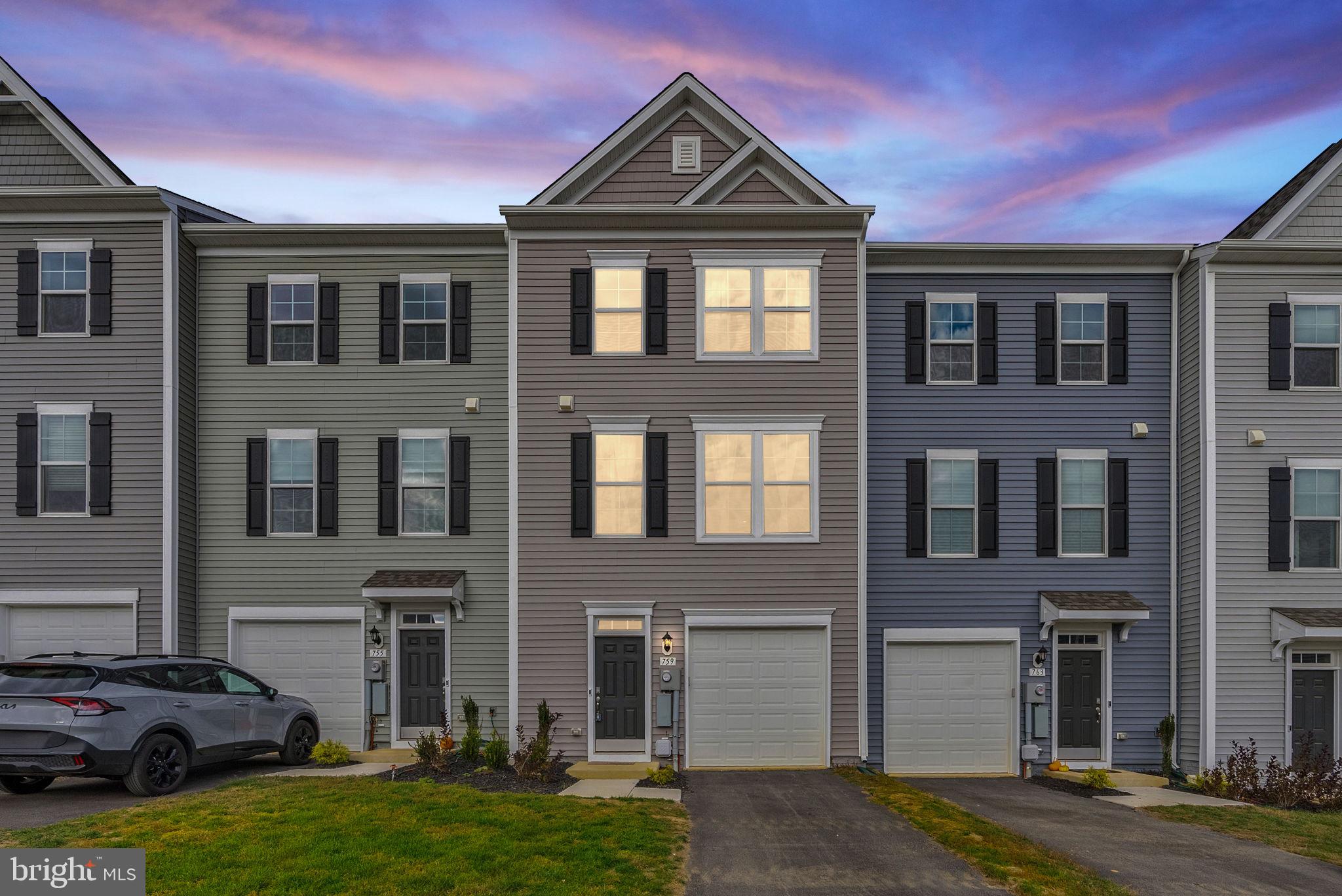 HUNTFIELD - Residential