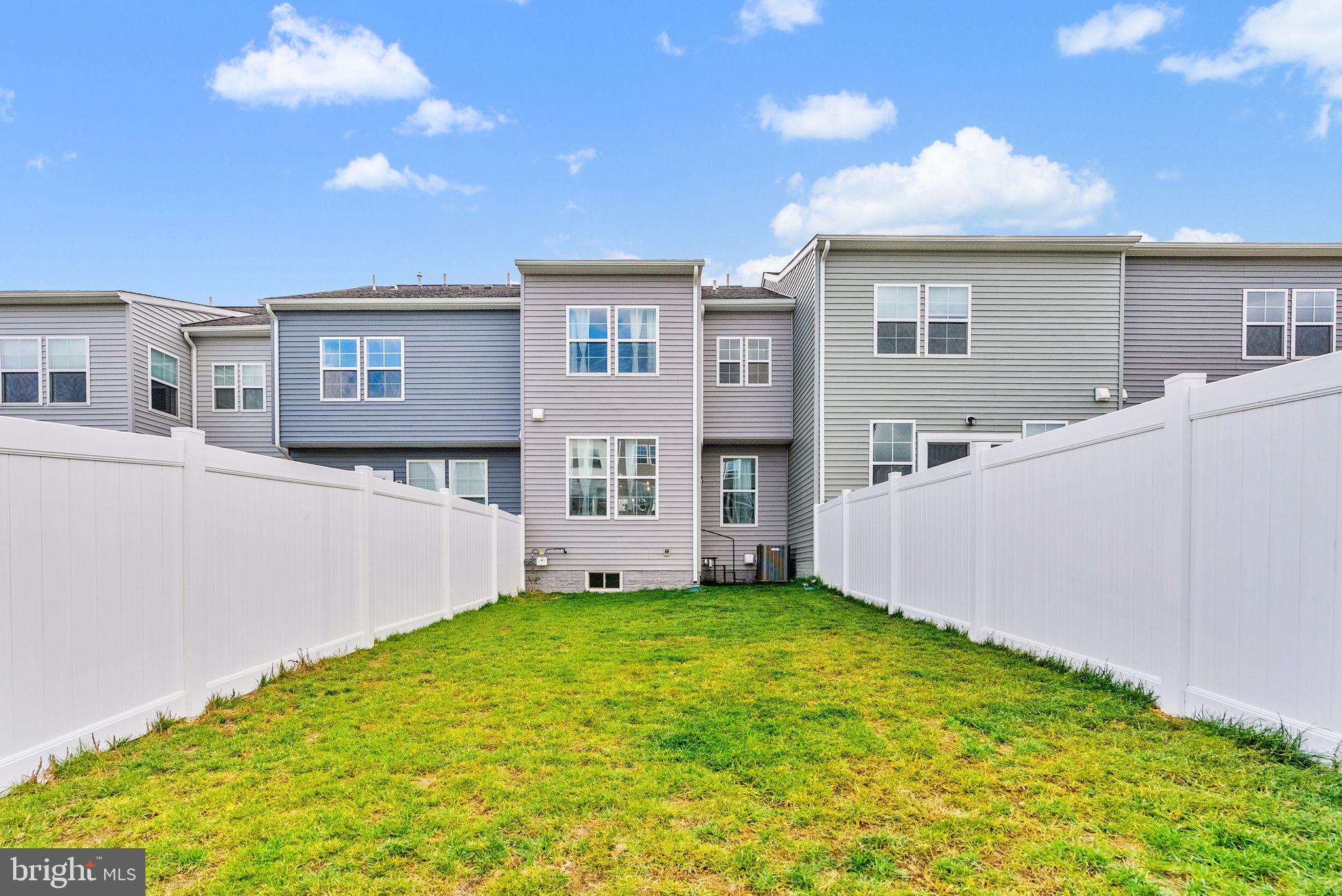 HUNTFIELD - Residential