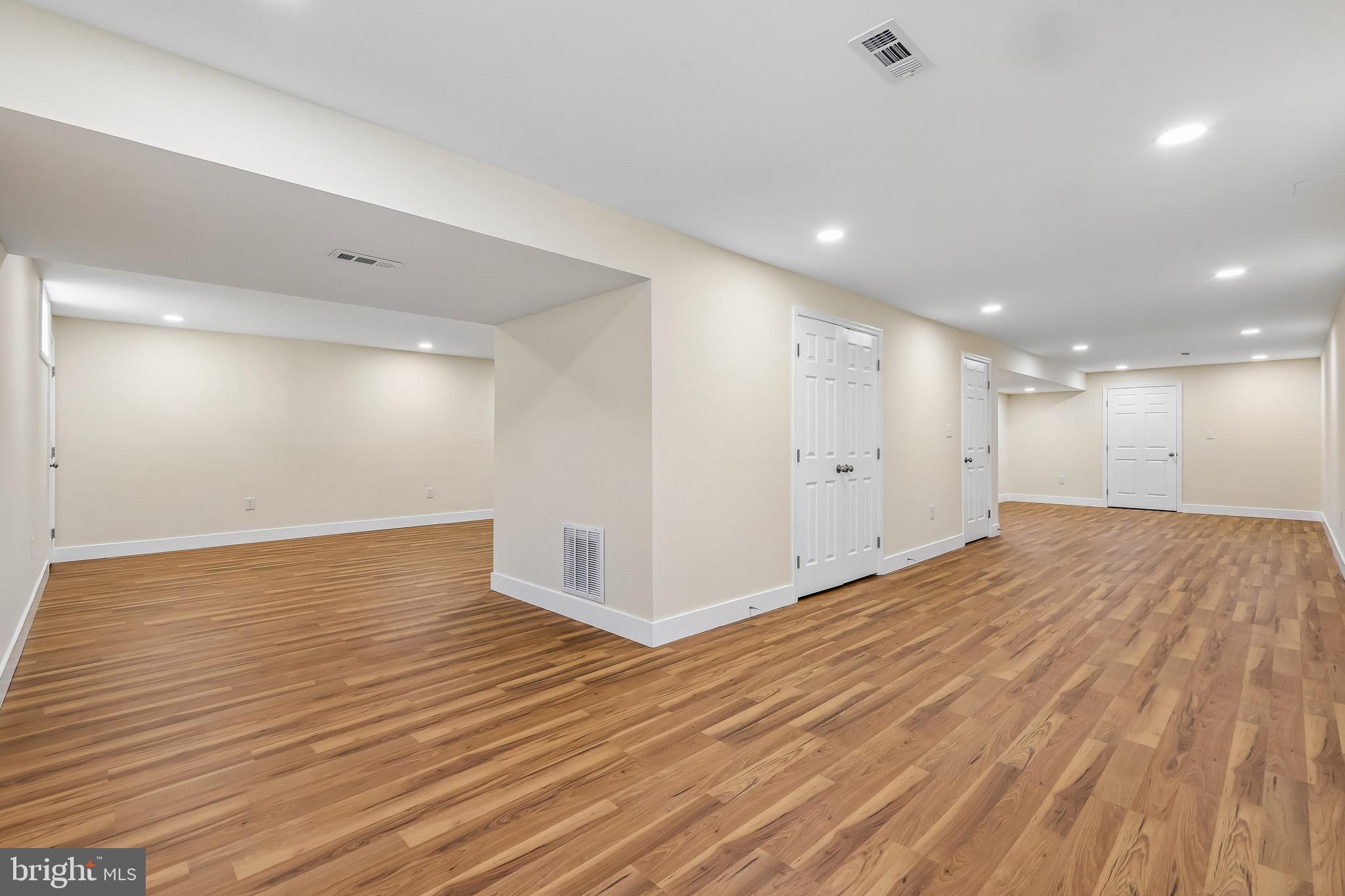 ST JAMES VILLAGE NORTH - Residential