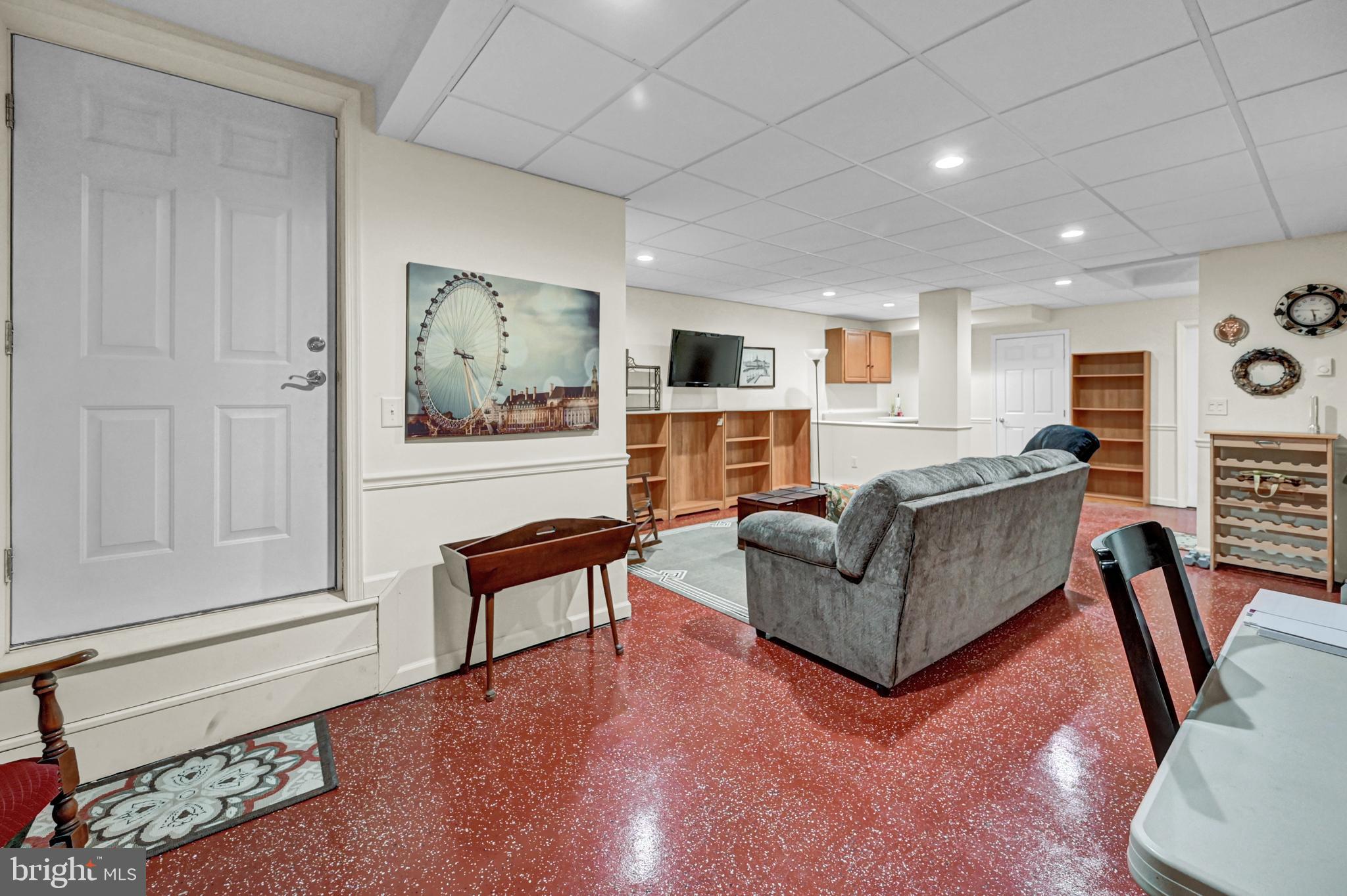 YORK TWP - Residential