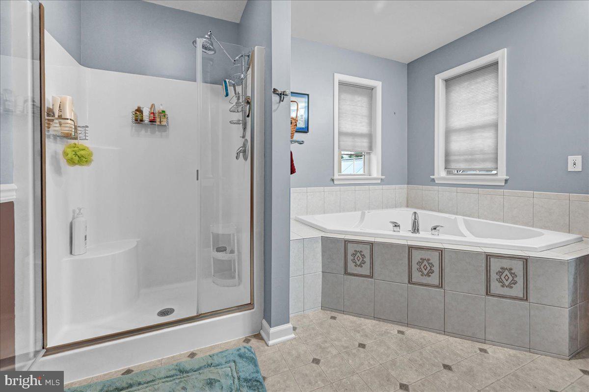 YORK TWP - Residential