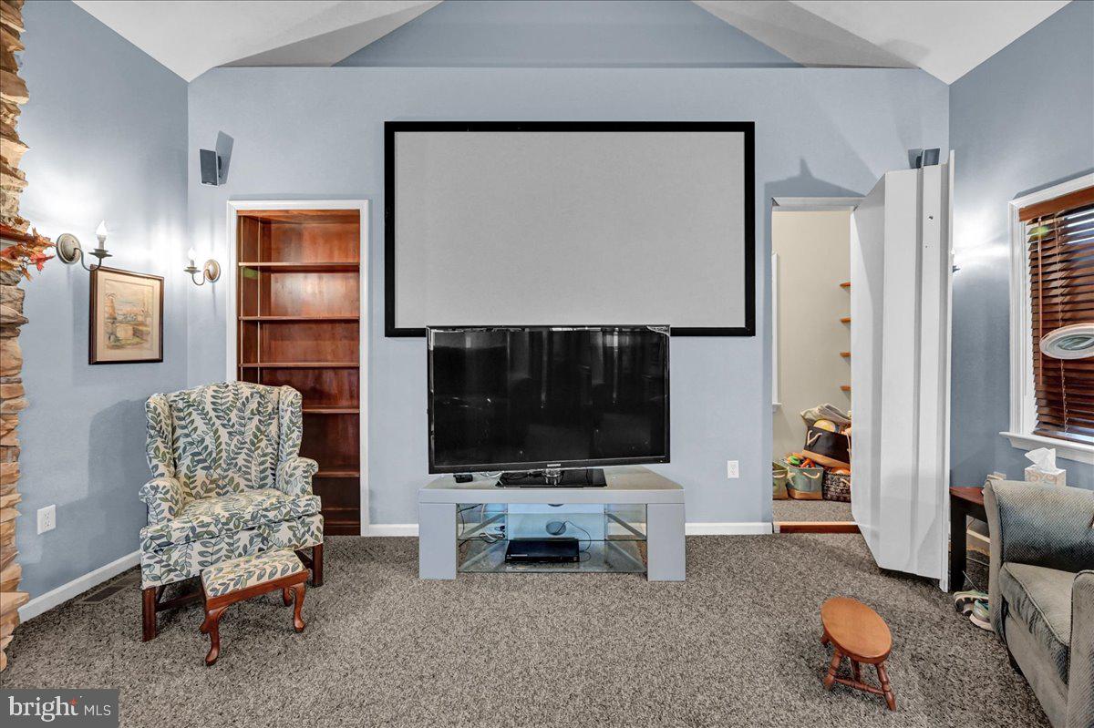 YORK TWP - Residential