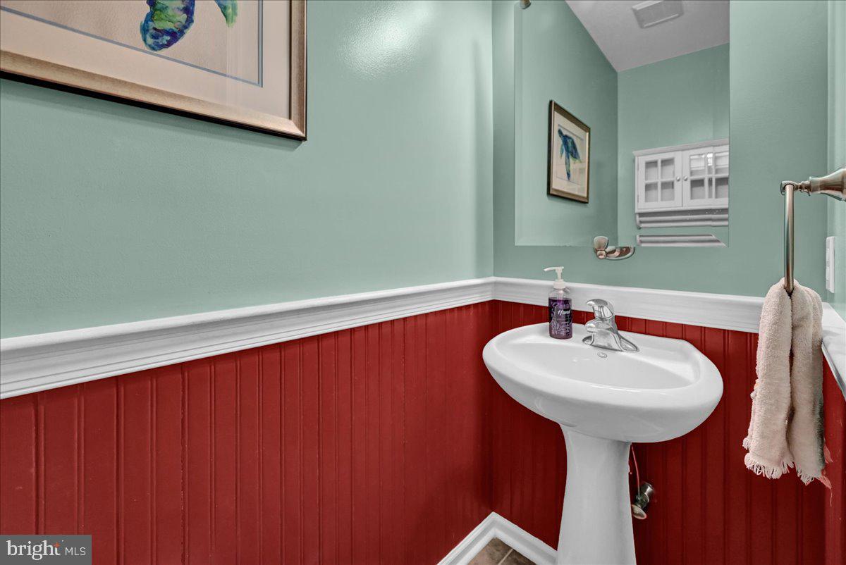 YORK TWP - Residential