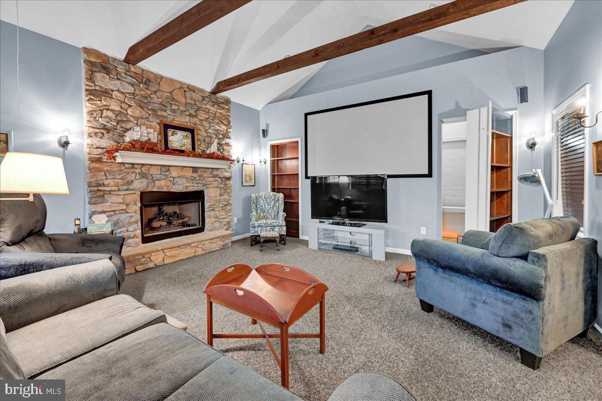 YORK TWP - Residential