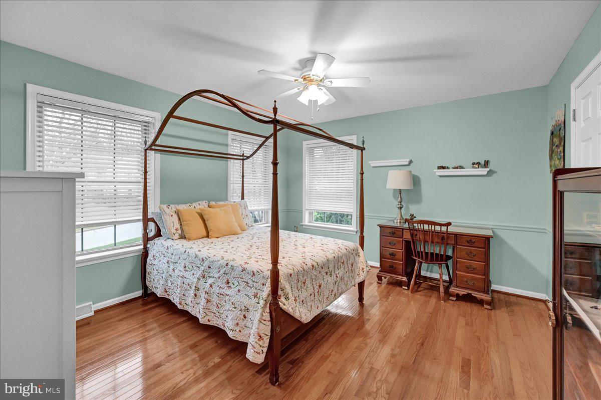 YORK TWP - Residential