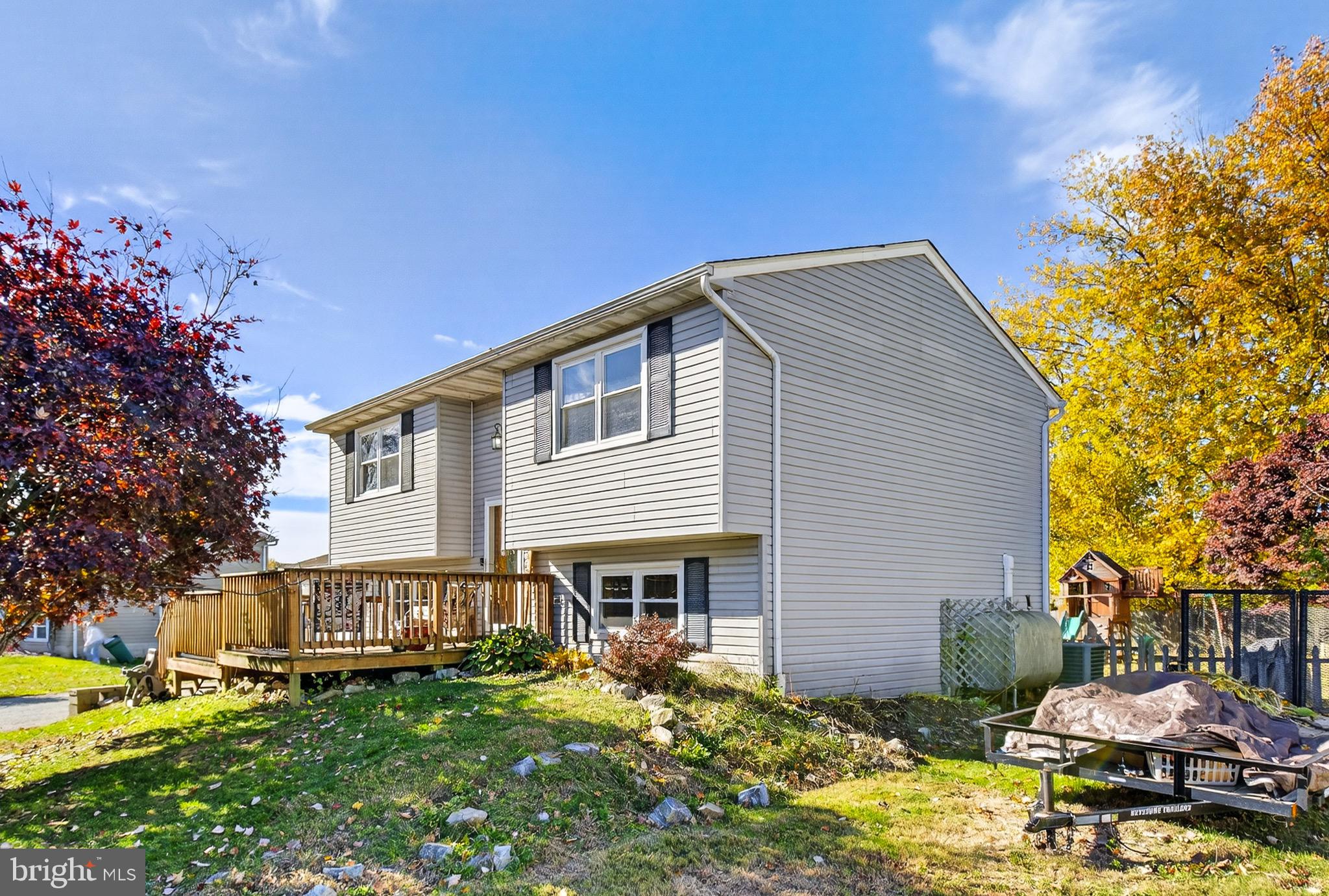 COOL CREEK MANOR - Residential