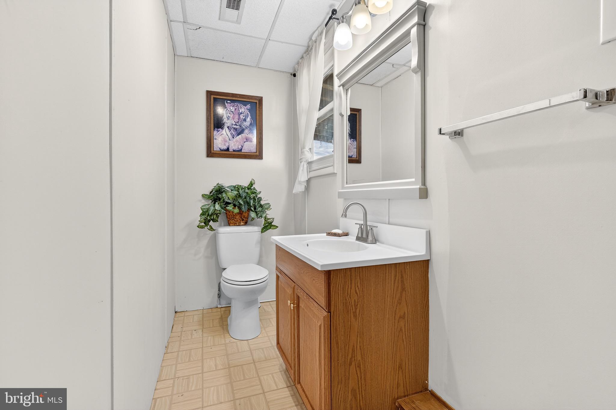 COOL CREEK MANOR - Residential