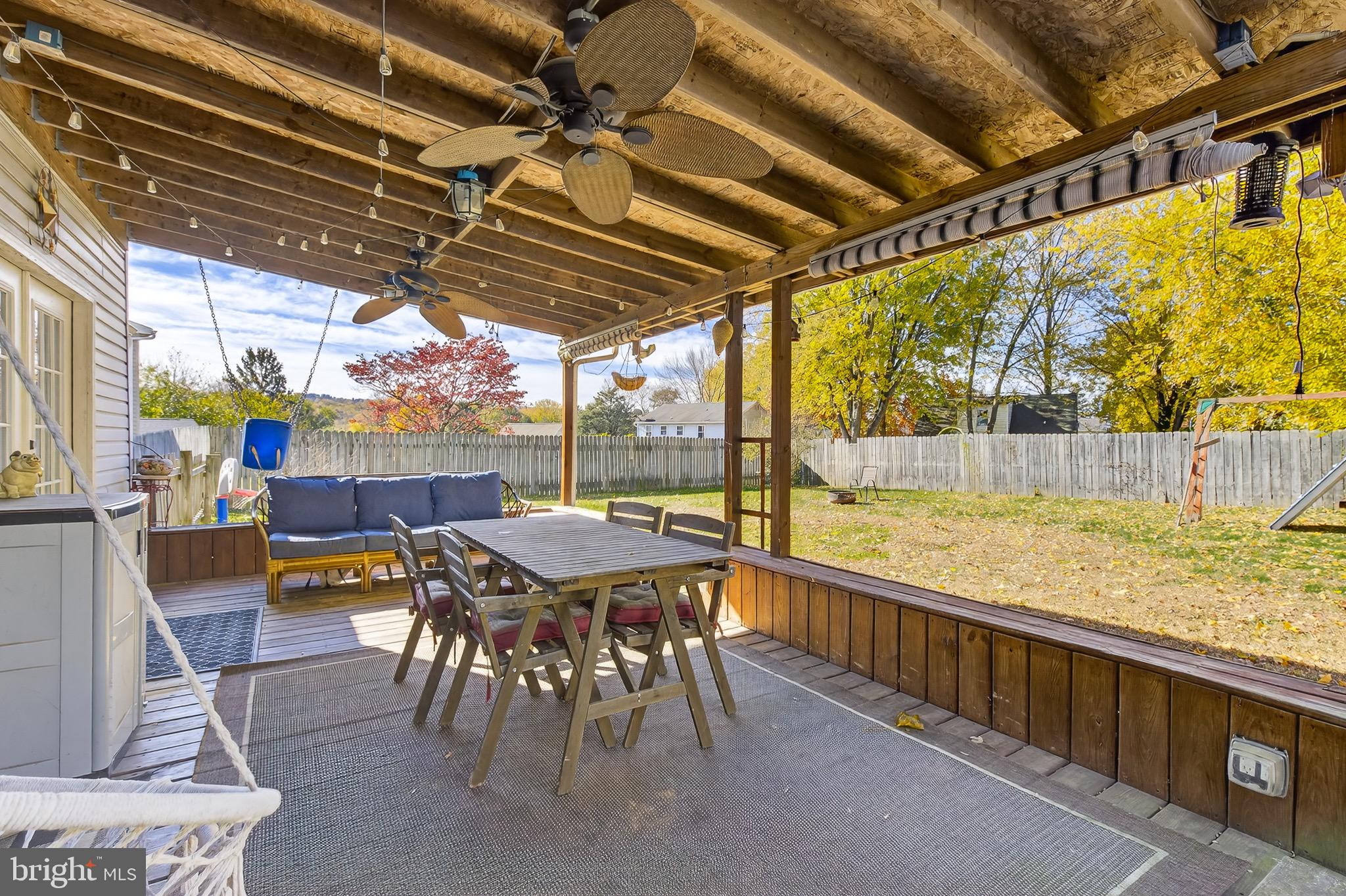 COOL CREEK MANOR - Residential