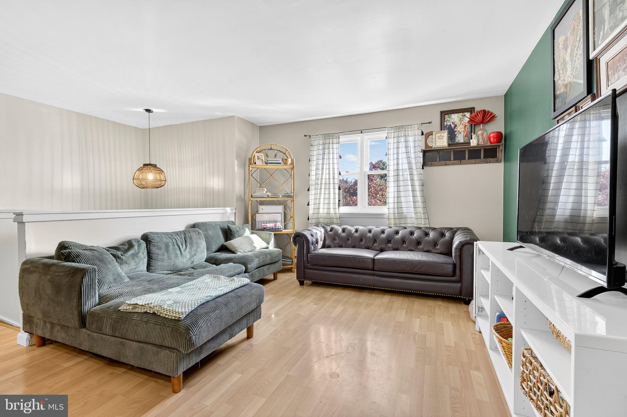 COOL CREEK MANOR - Residential