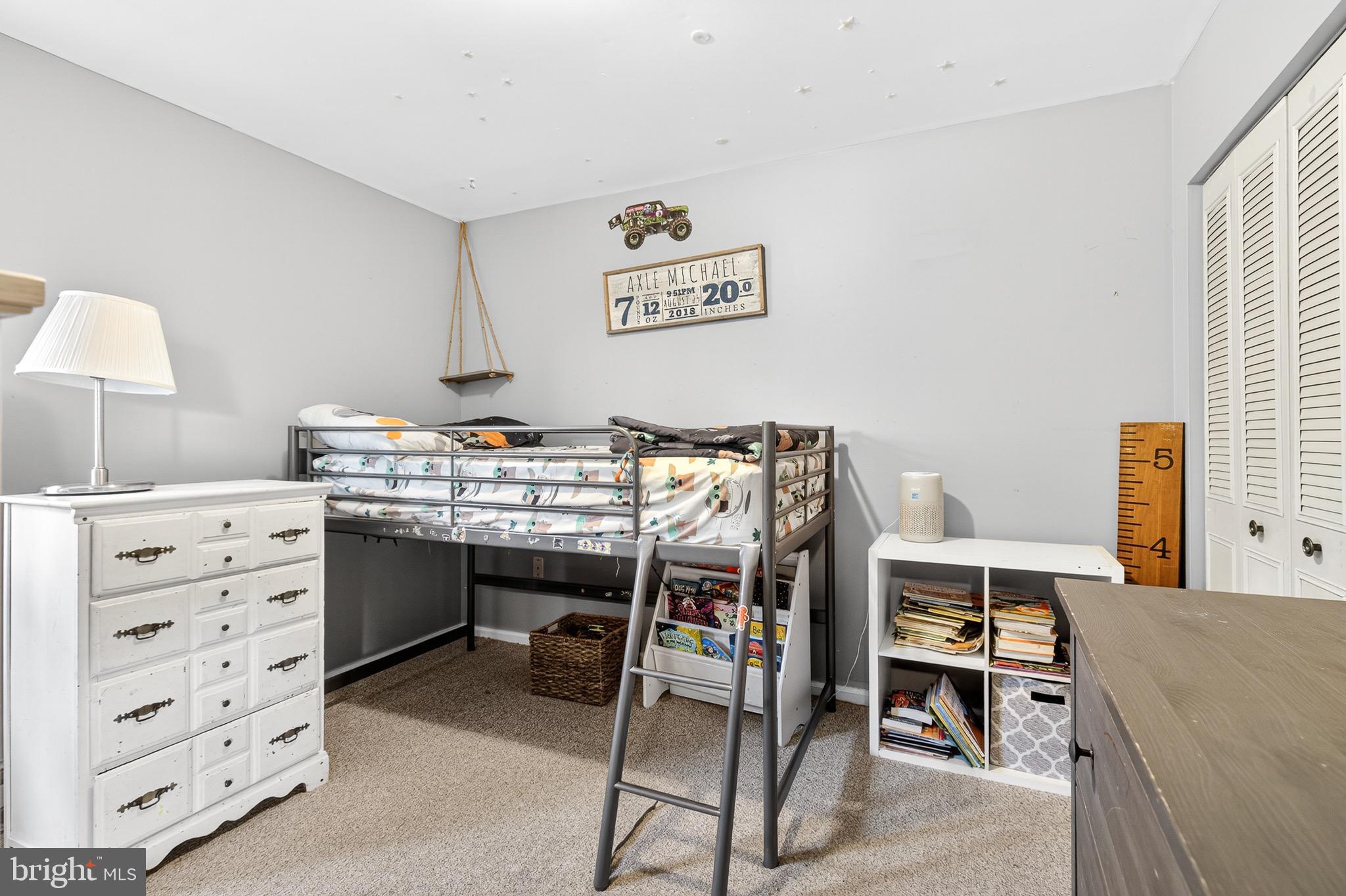 COOL CREEK MANOR - Residential