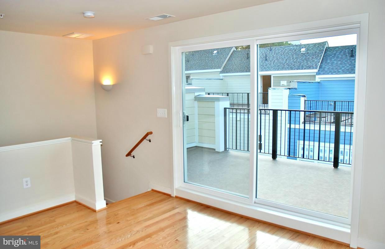 CHELSEA HEIGHTS - Residential Lease