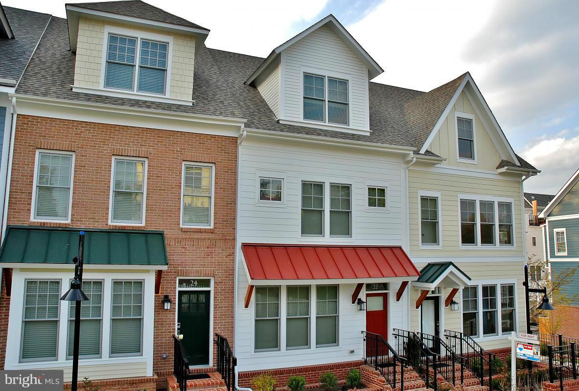 CHELSEA HEIGHTS - Residential Lease