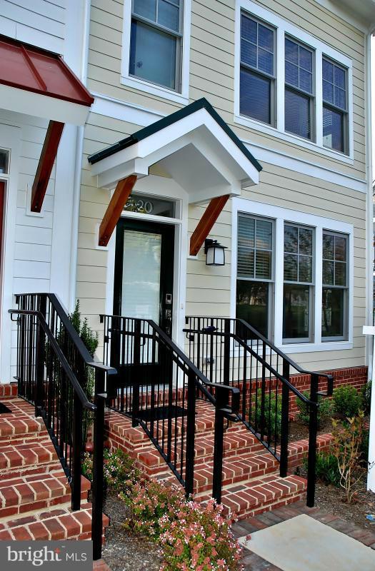 CHELSEA HEIGHTS - Residential Lease