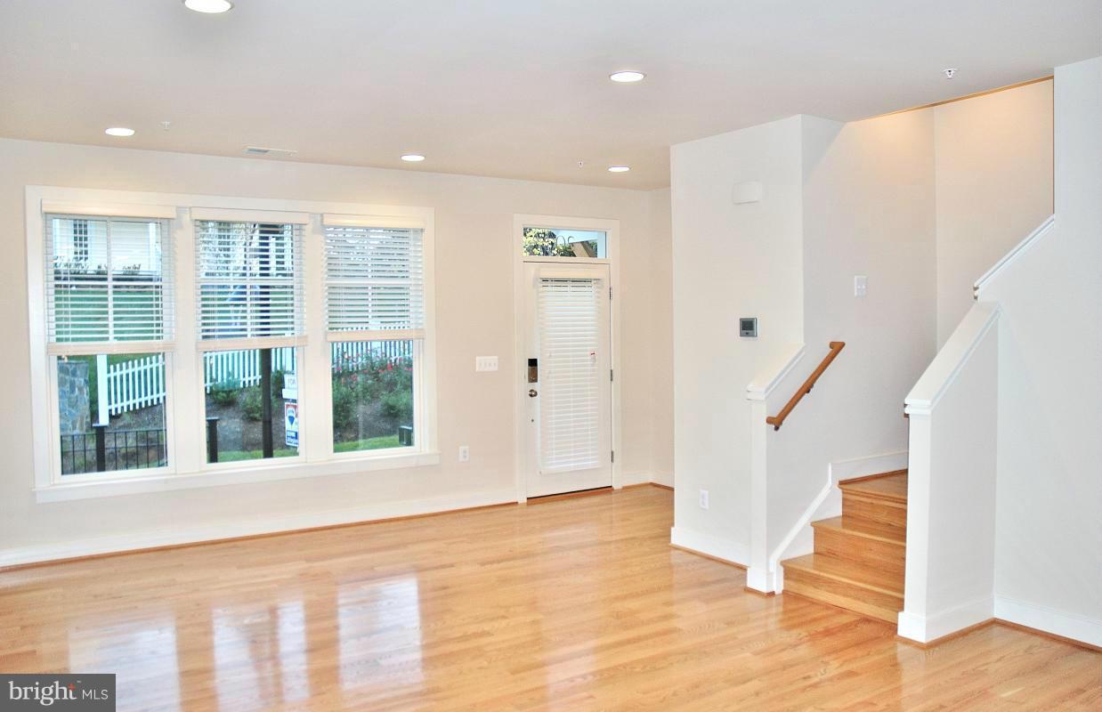 CHELSEA HEIGHTS - Residential Lease