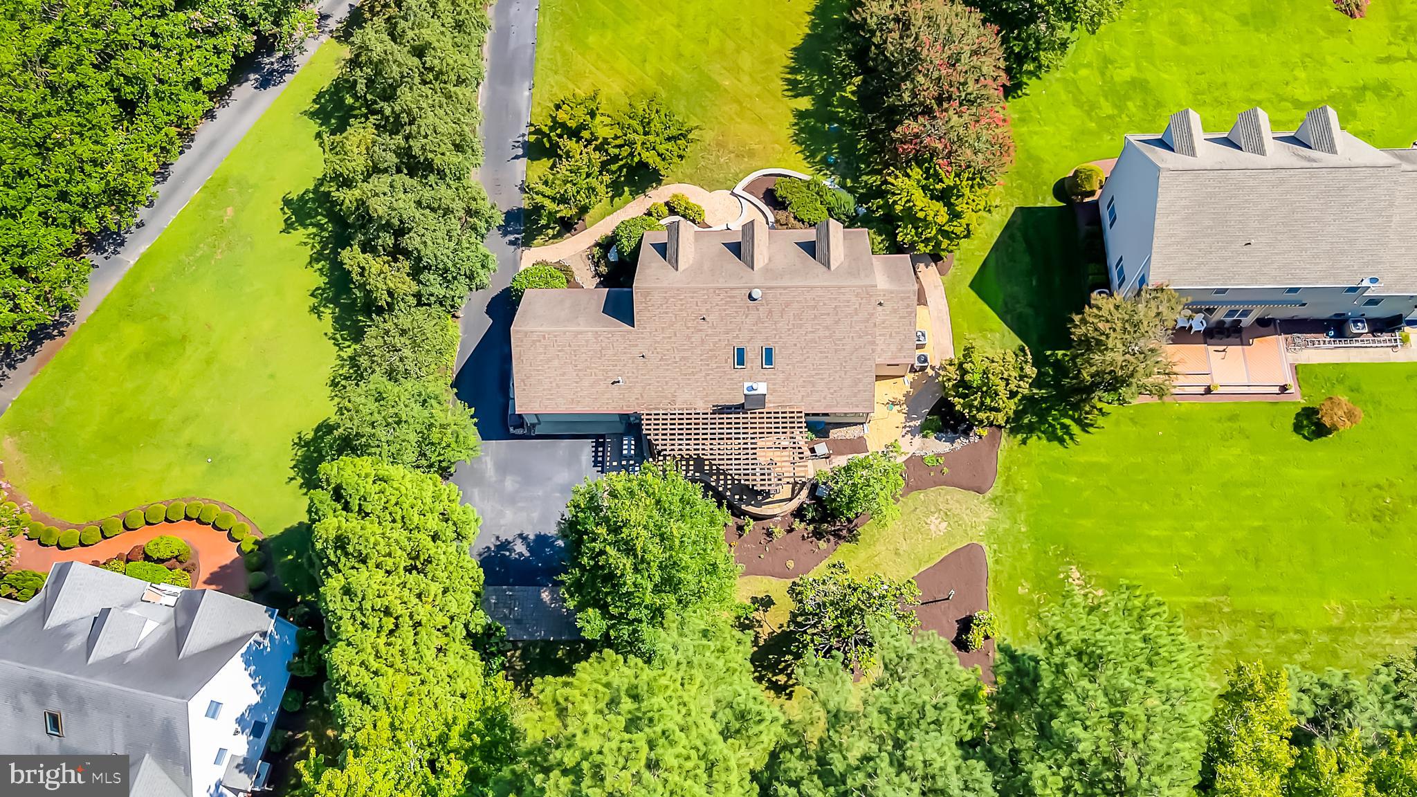 29977 STONEYBROOKE DRIVE