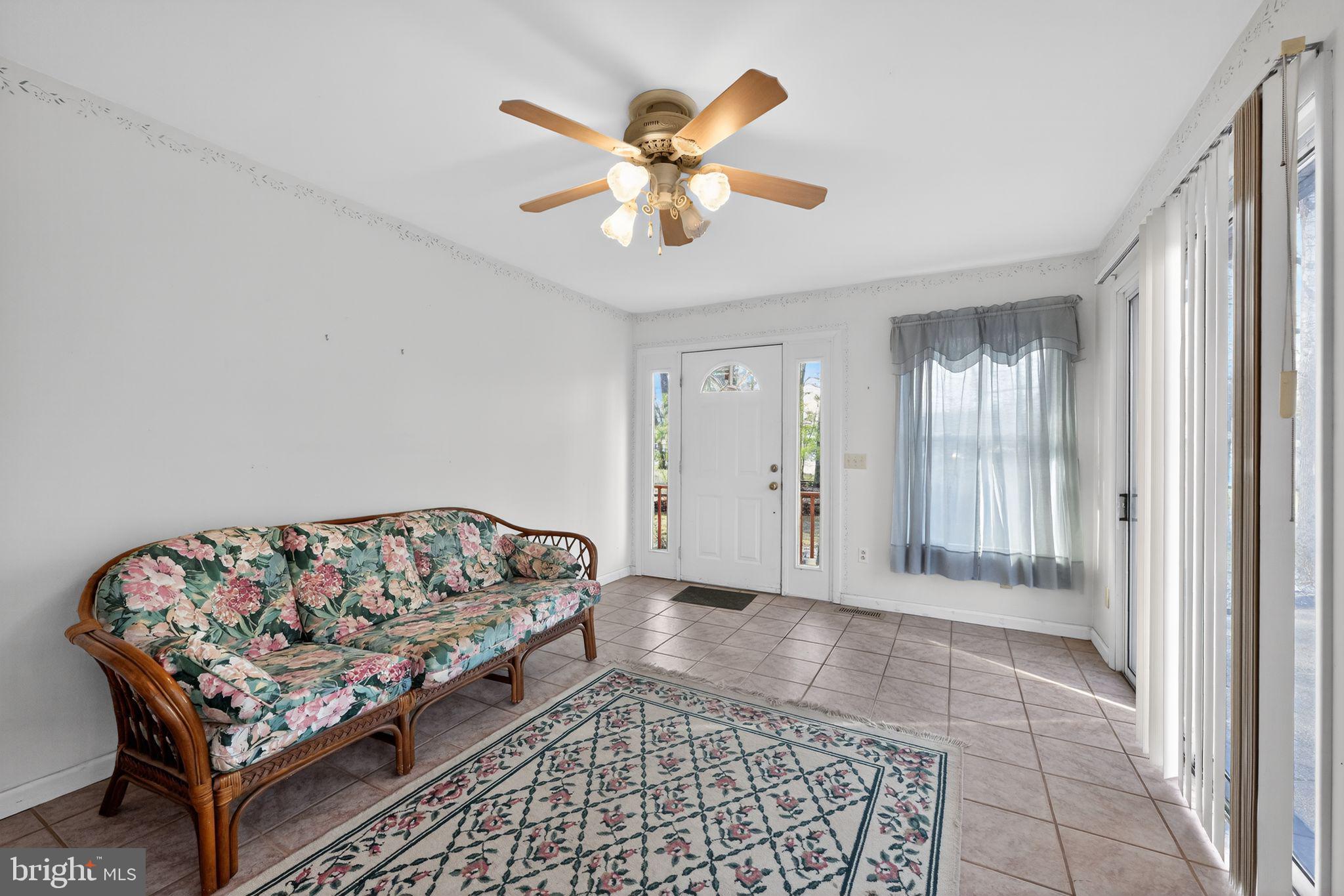 32332 ROBIN HOODS LOOP